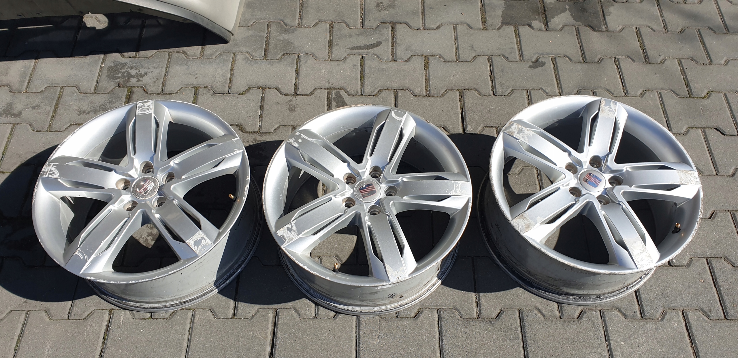 disk 18 CALI ET 51 SEAT LEON II FR 1P0601025N