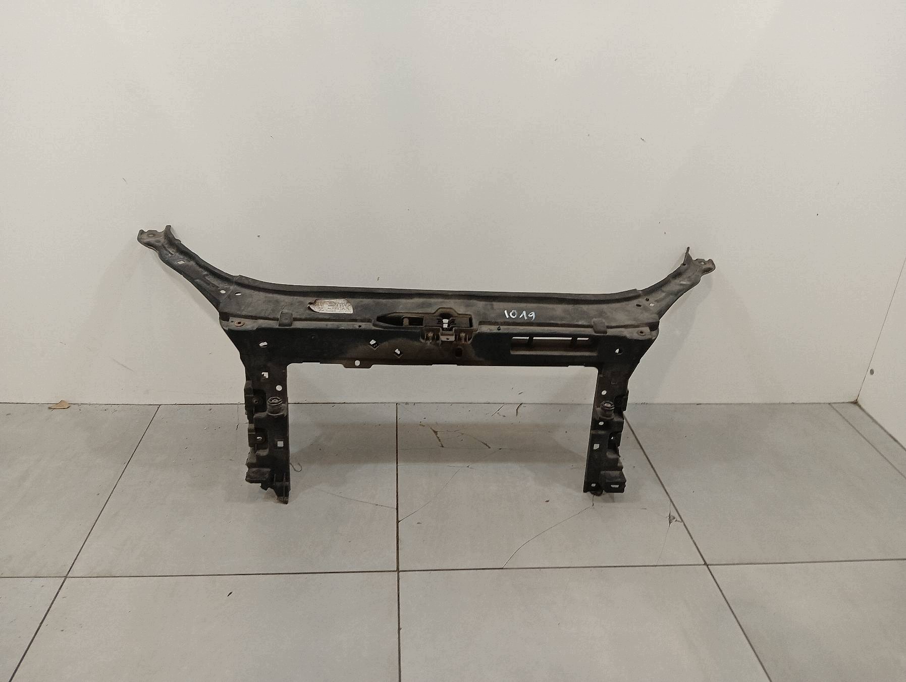 support panel for radiators pillar iron Skoda Fabia II (2007-2014)