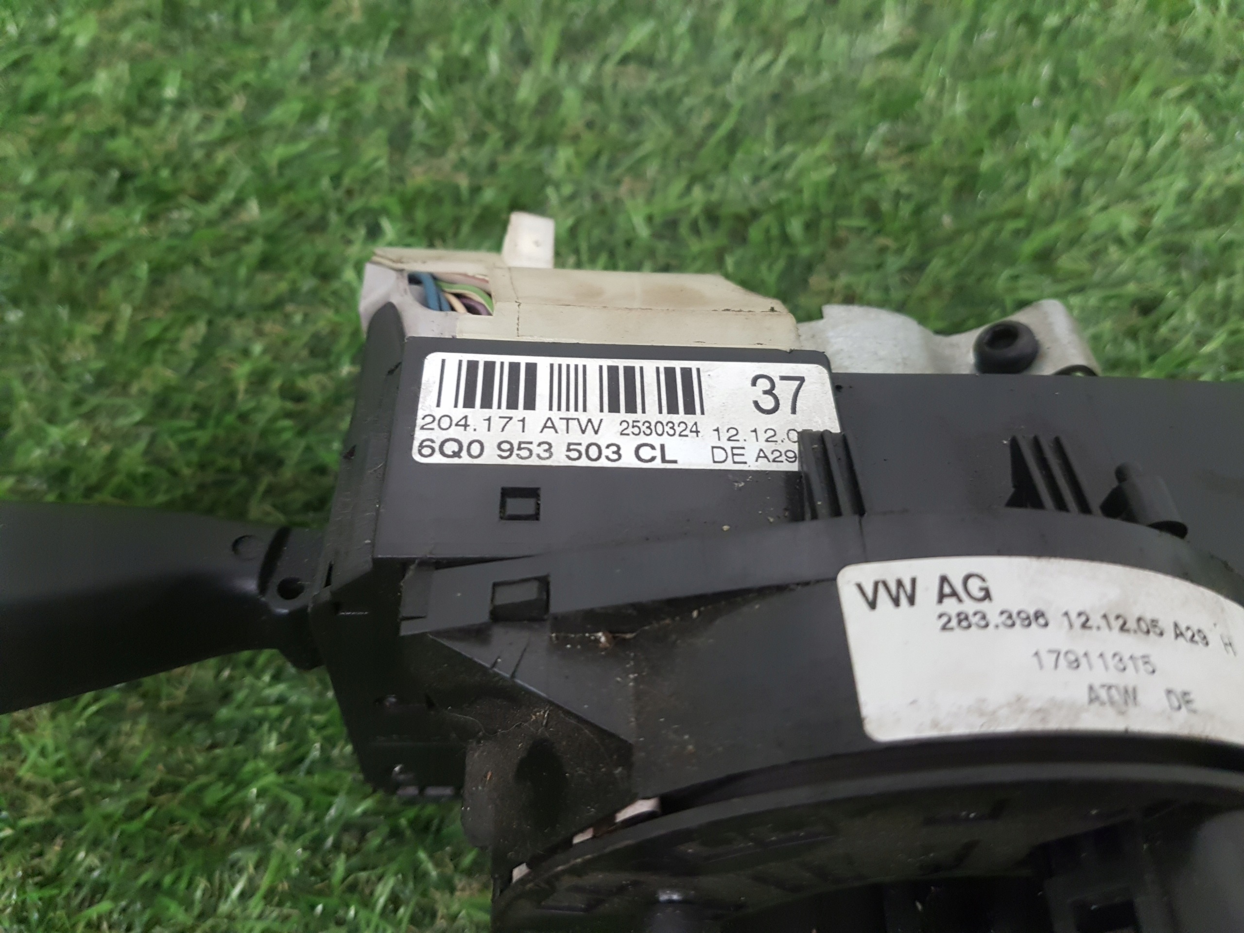 commande levier commodo sous volant SEAT IBIZA 3 FL