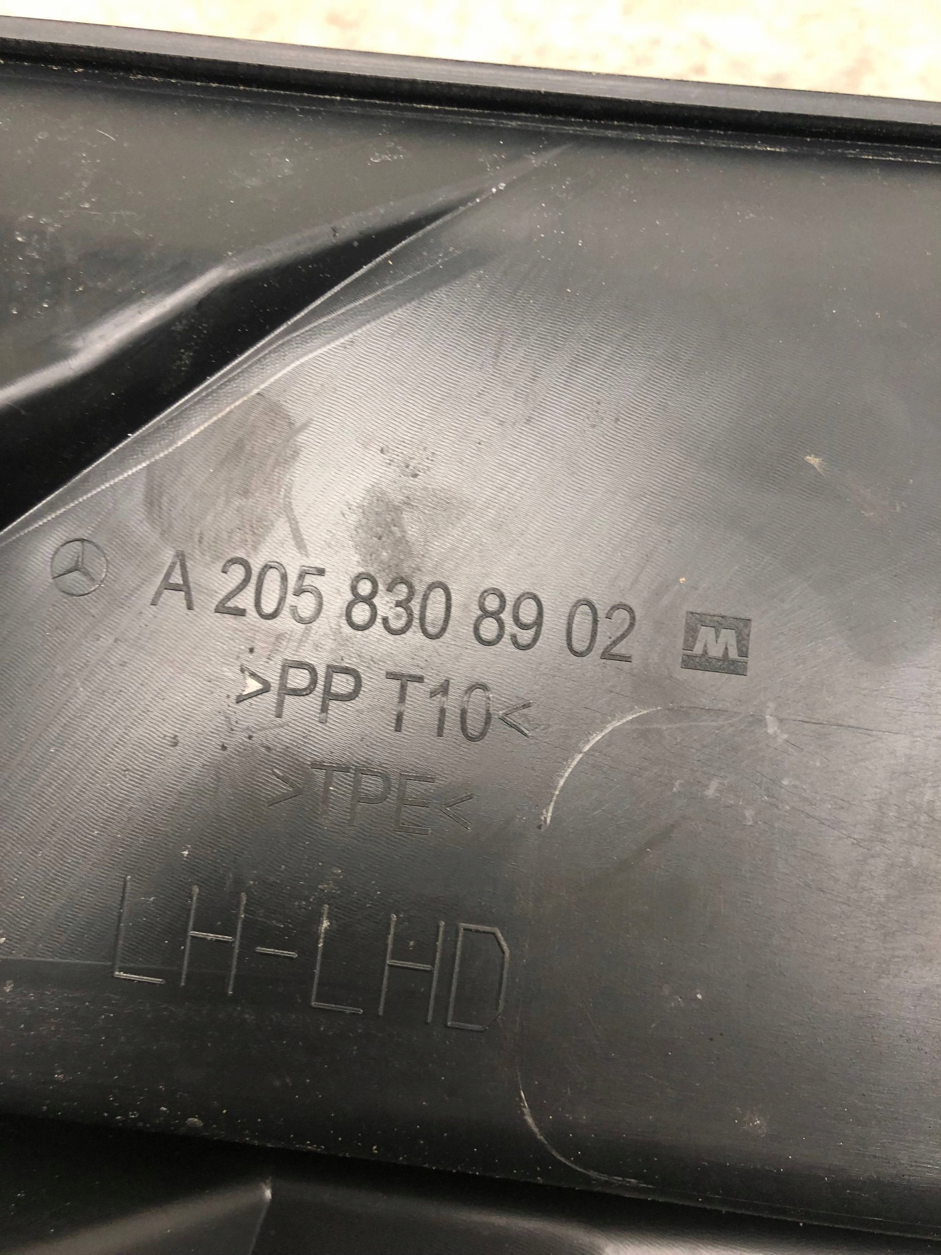 torpedo left MERCEDES W205 KOMBI A2058308902