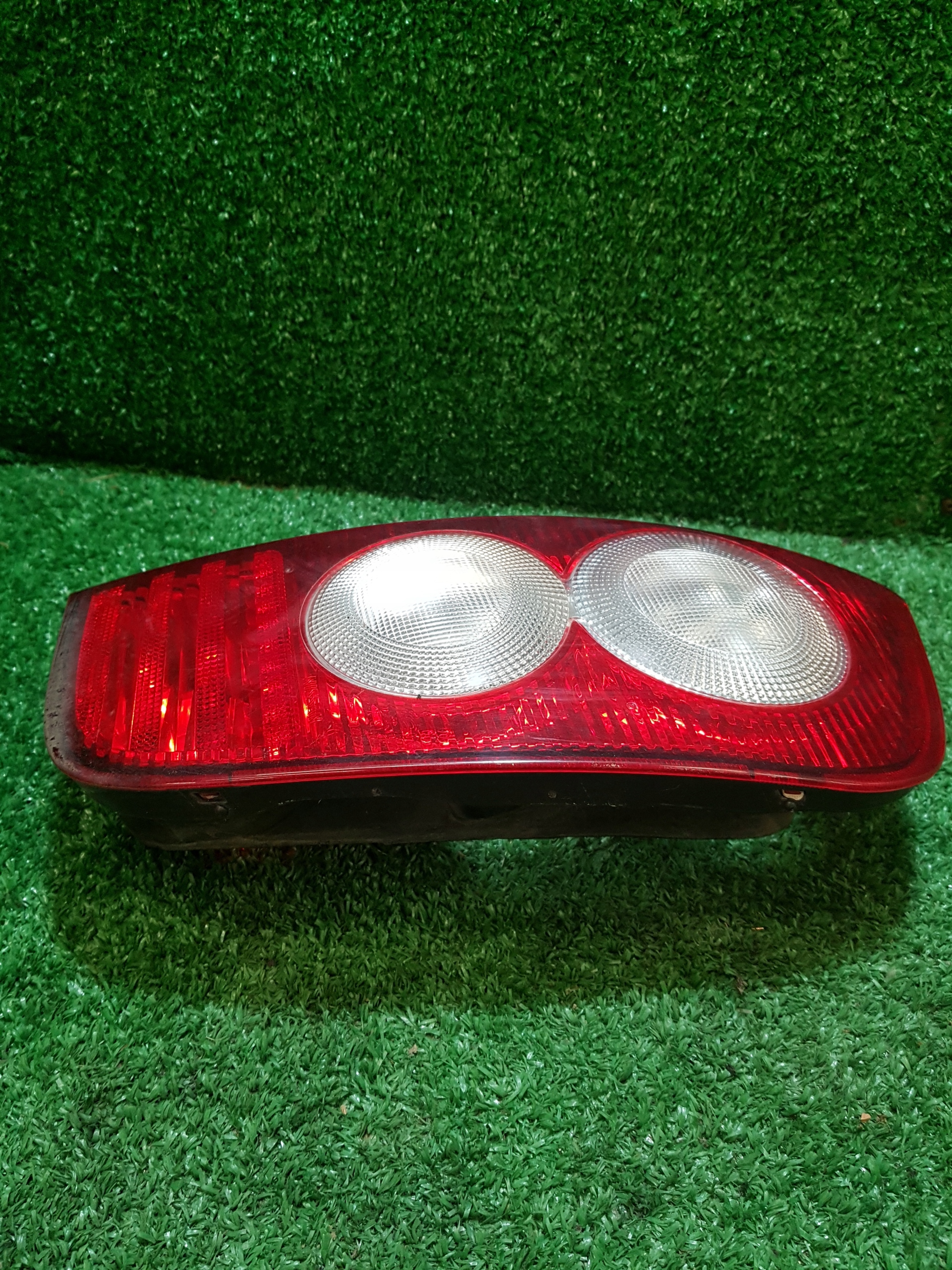 light right rear NISSAN MICRA K12