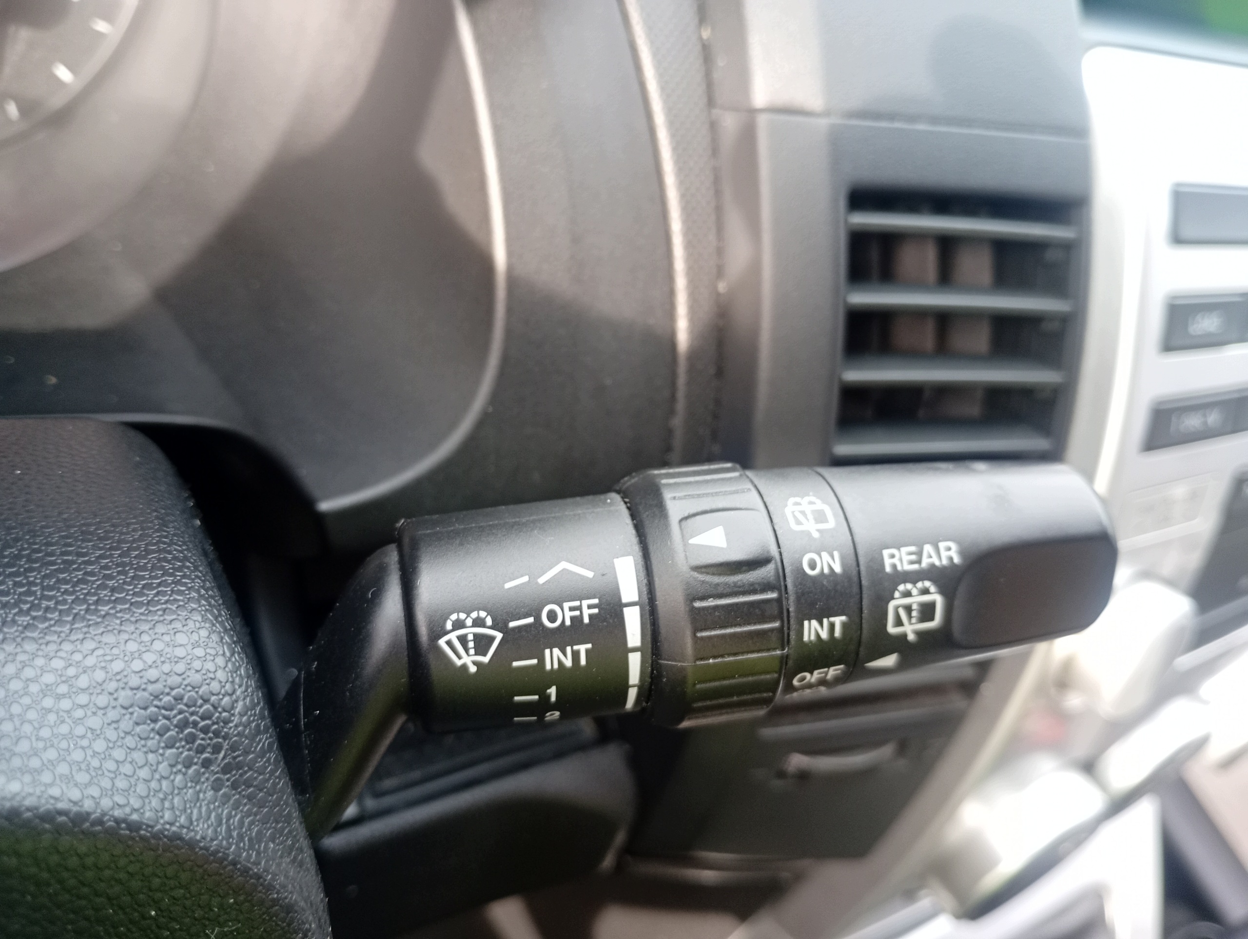 Interrupteur commande phares feux zespolony Volant Mazda 5 V 05-10
