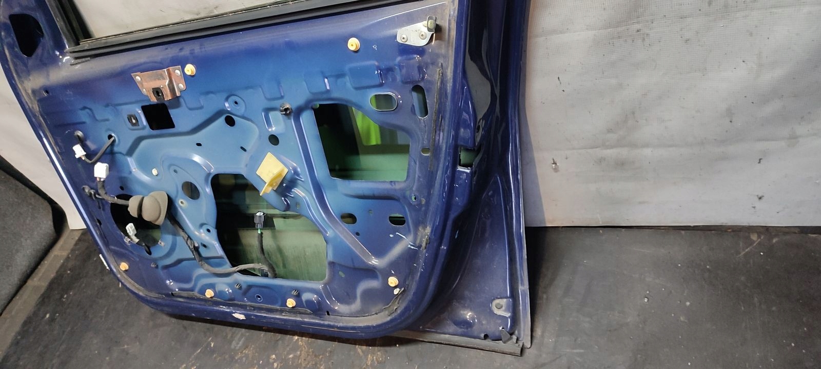 door front front right Dacia Duster DVD42