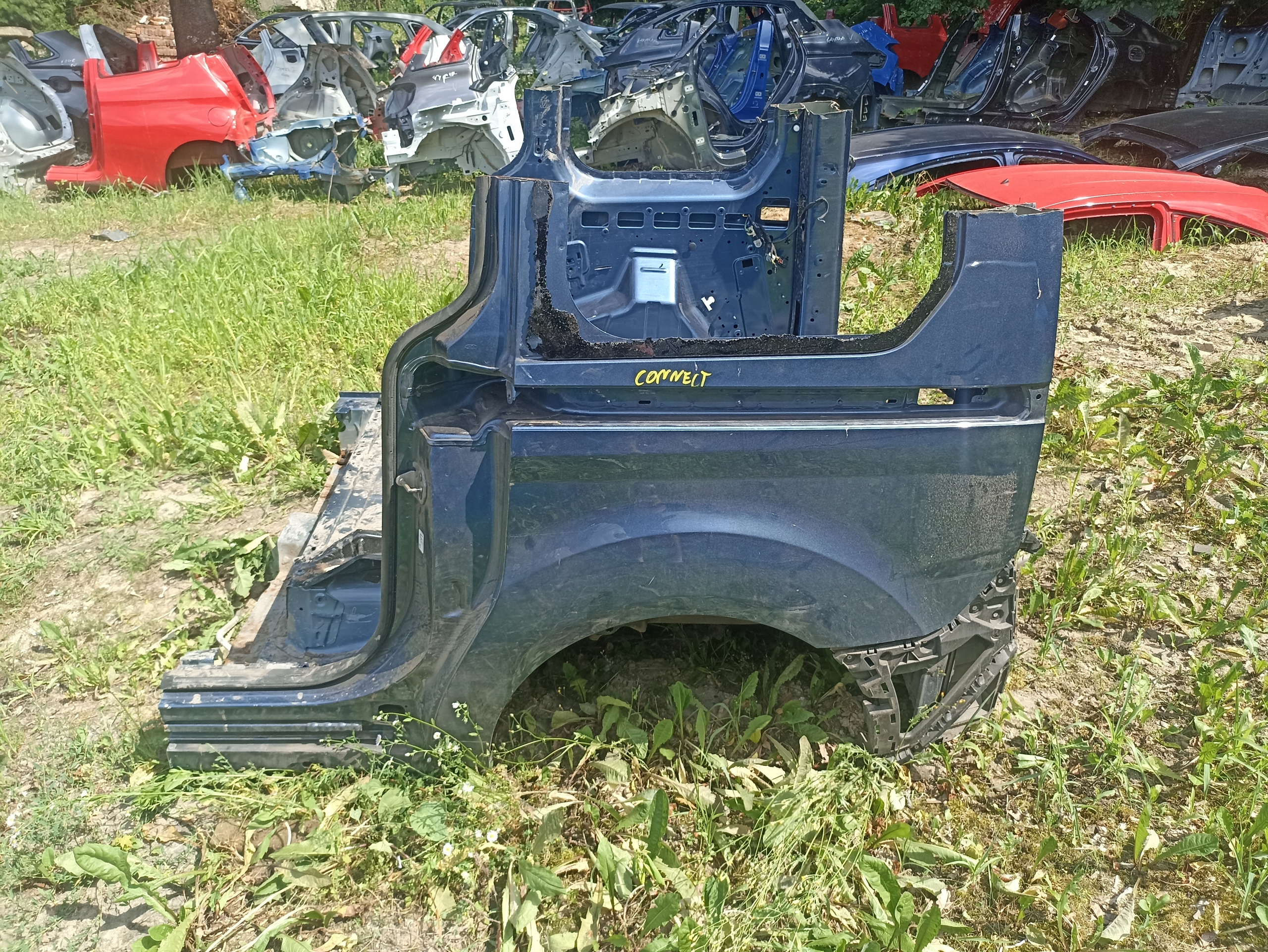 FORD TOURNEO CONNECT MK2 ĆWIARTKA LEWA TYLNA LONG