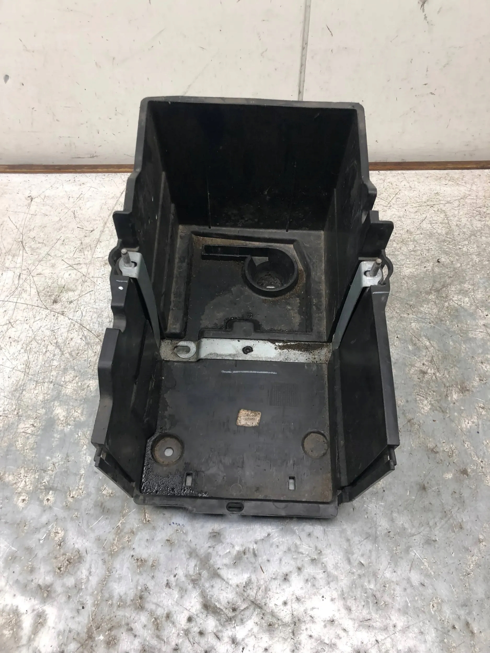 Obal akumulátora FORD FOCUS MK3 AM51-10723-AD