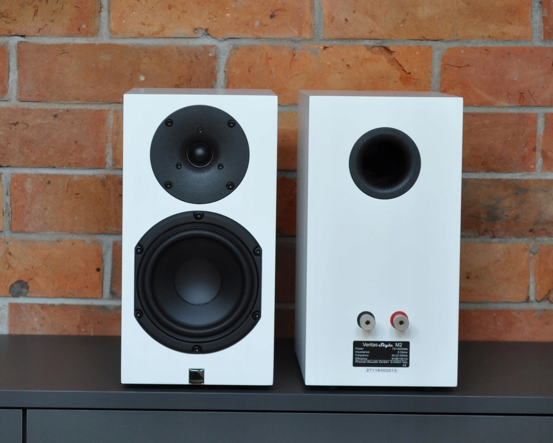 ARGON AUDIO SA1 BT + PHONAR STYLE M2 = BIAŁA MAGIA I WCIĄGAJĄCE BRZMIENIE Szerokość produktu 22 cm