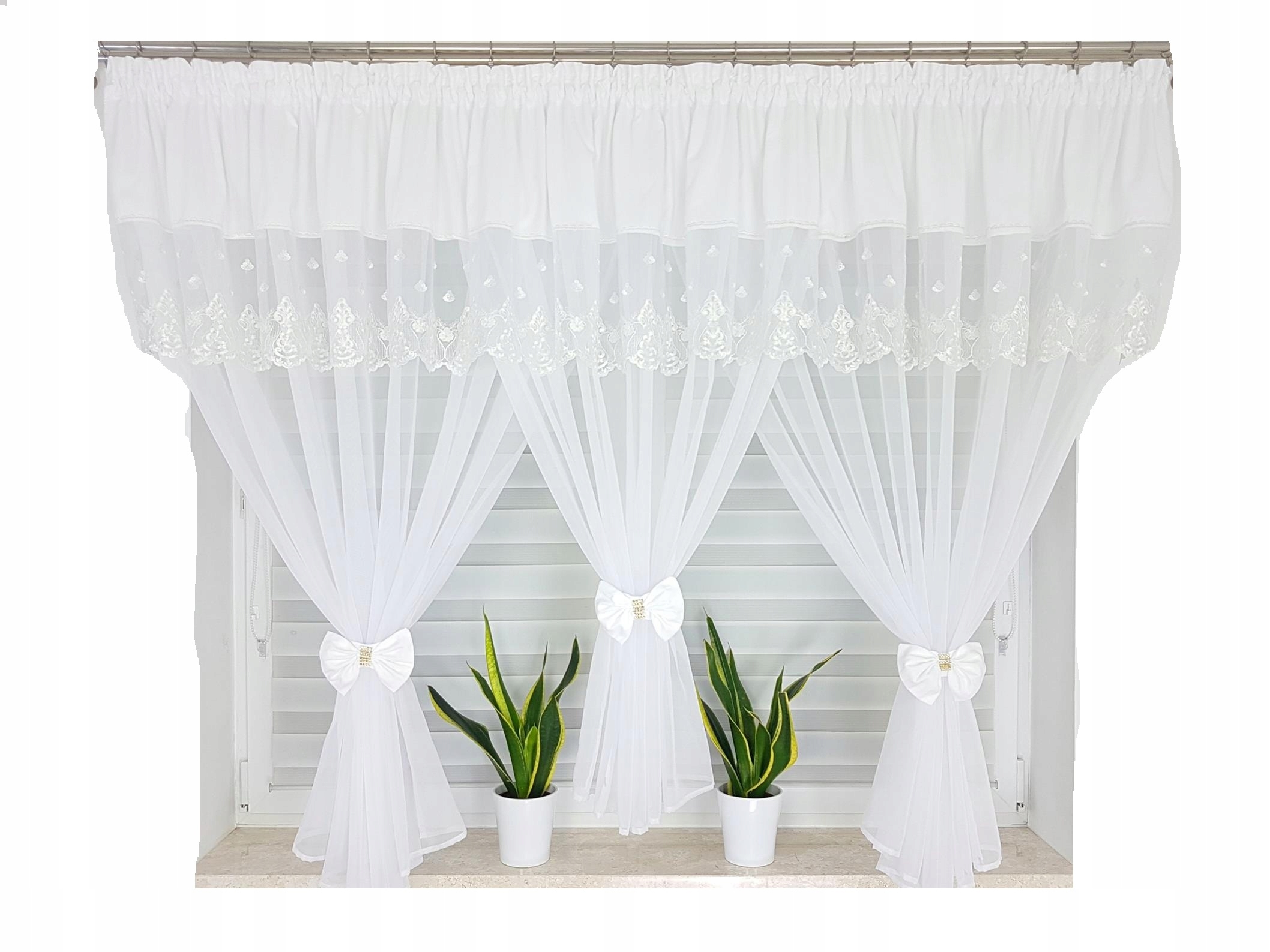 Firanka Gotowa Haft Kokardki Do Salonu Sypialni Na Taśmie Biała 400/150