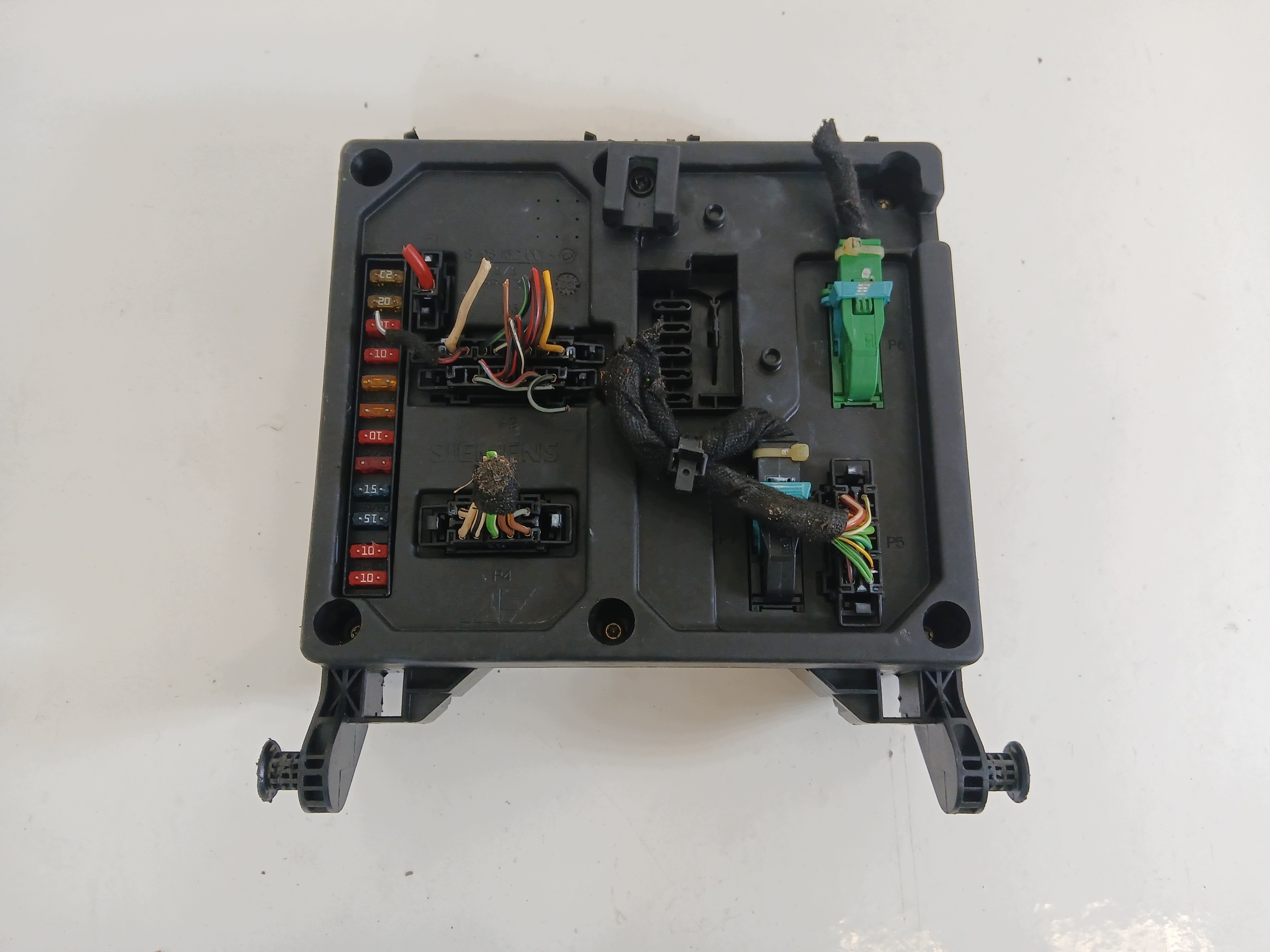 VW SHARAN and FORD GALAXY fuse box 7M3962258AG