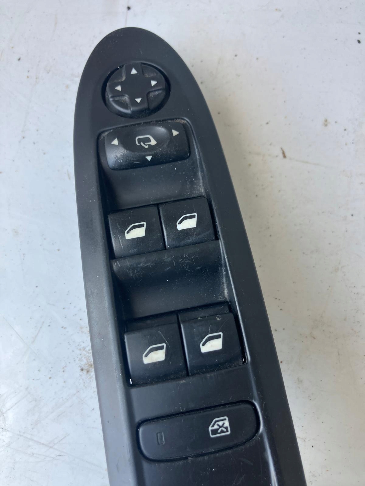 PANEL window control switch of mirrors CITROEN C4 II B7 96657050ZD