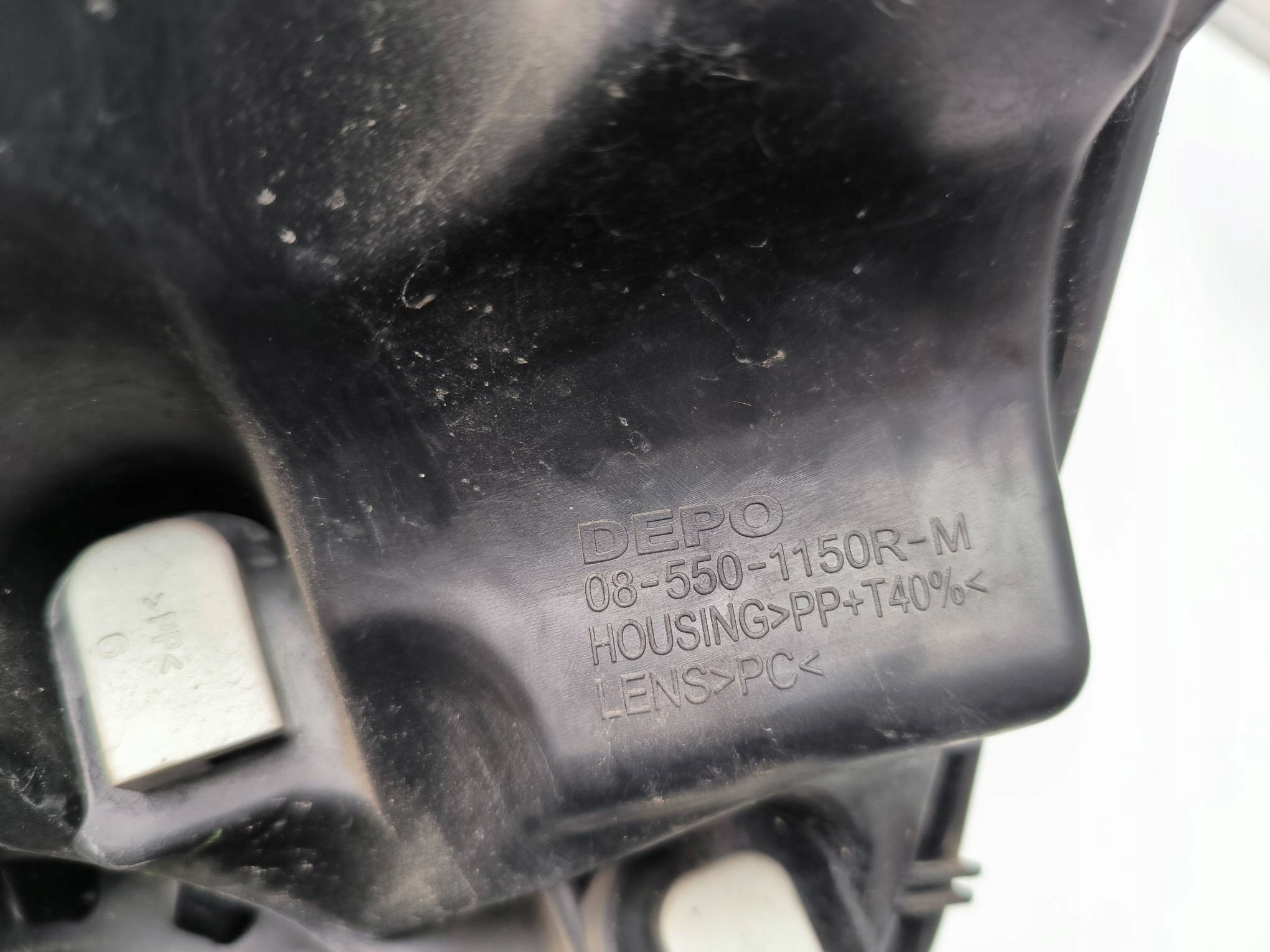 light right front UK PEUGEOT 508 and SW