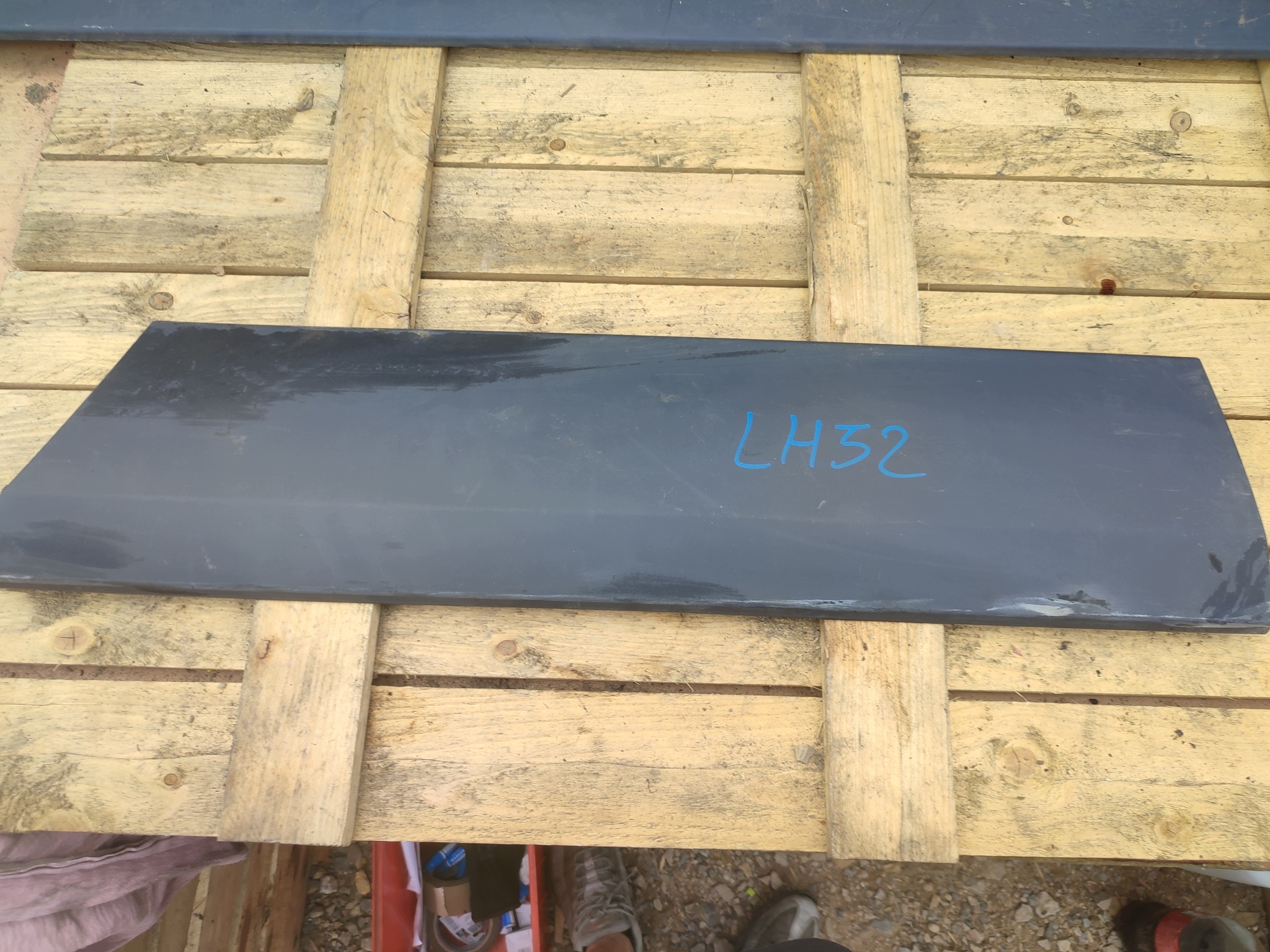 moulding door right front SPRINTER W906 VW CRAFTER 06- OE A9066900500