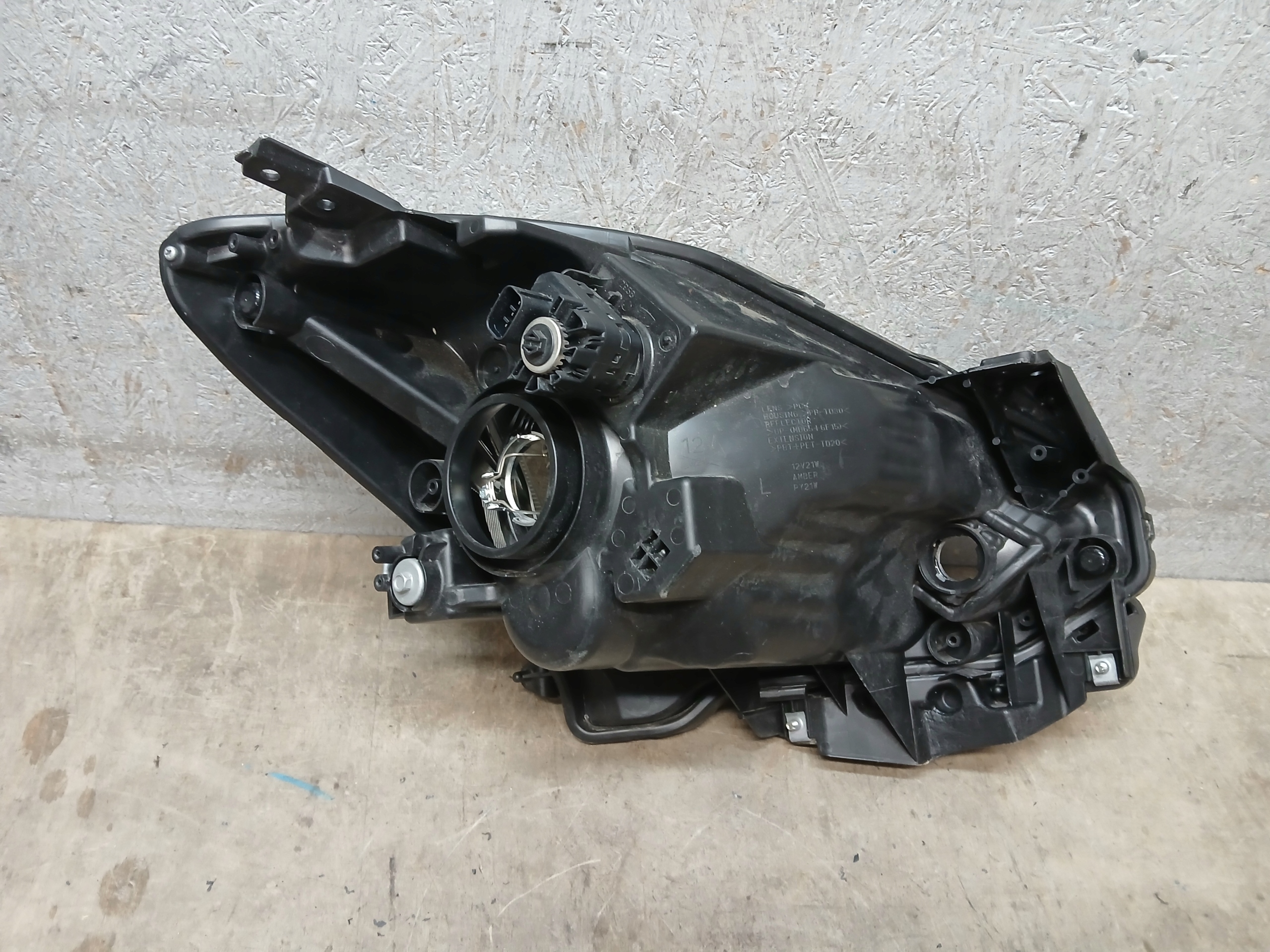 light front left SUZUKI SWIFT MK8