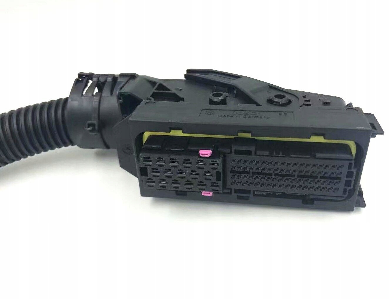 1928404195 Ecu zástrčka EDC7 89pin Bosch vydělaná