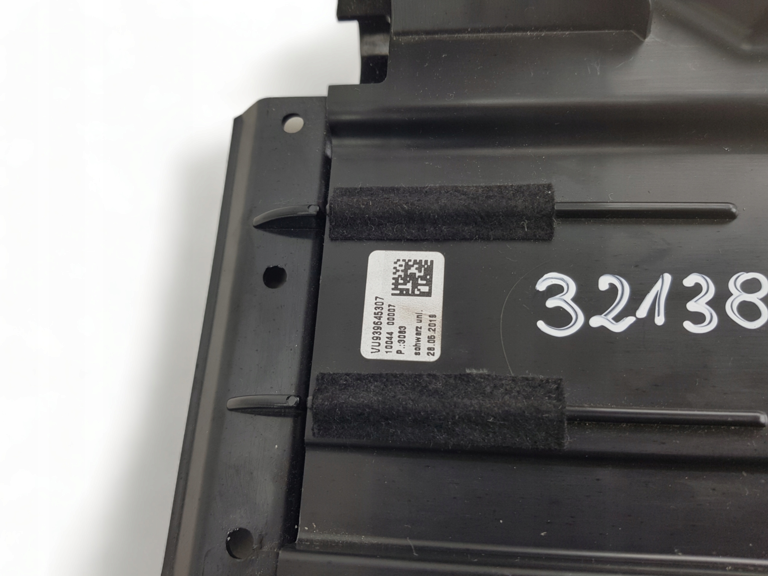 obal volantu BMW M5 G30 F90 9299488