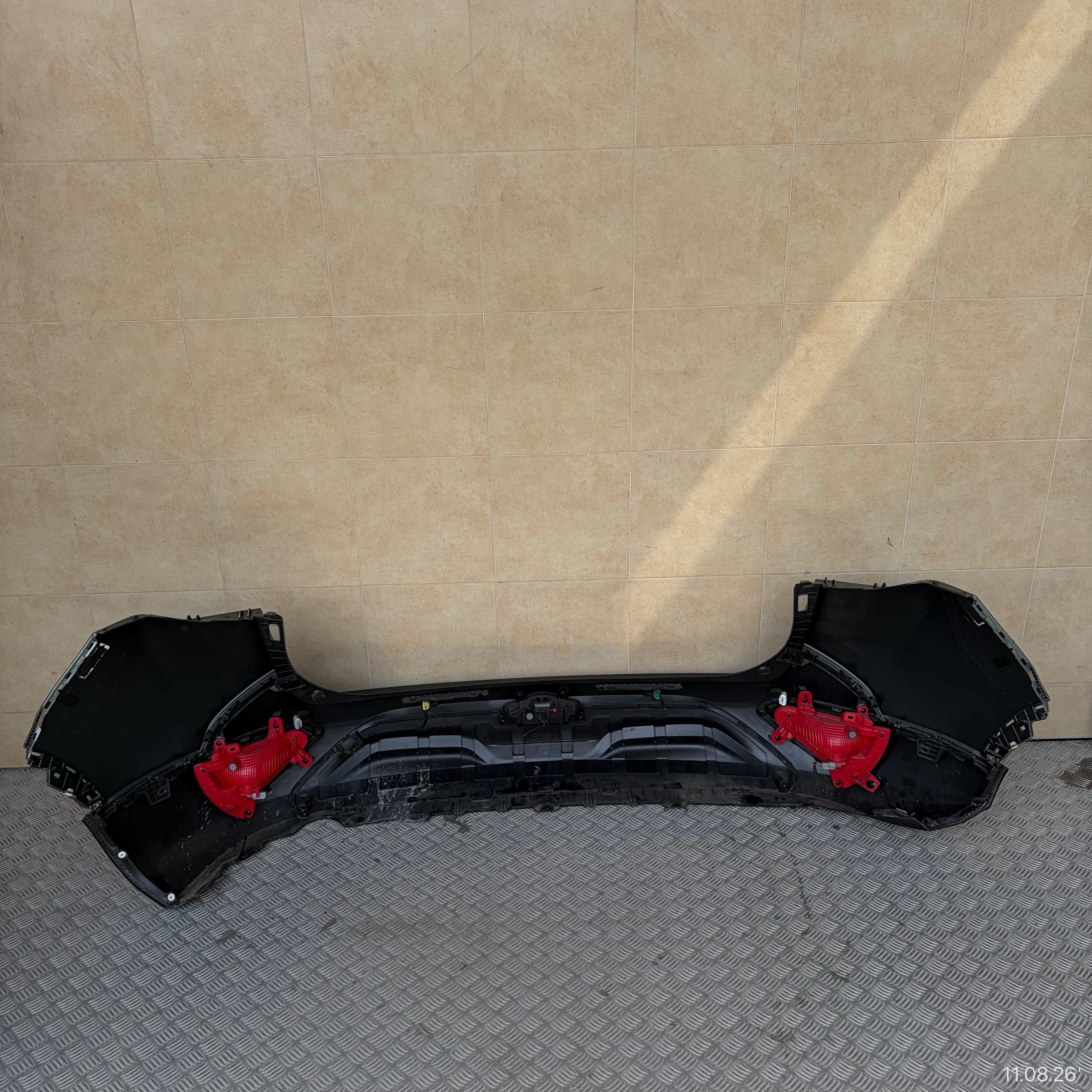 bumper rear complete KIA SPORTAGE V 2024 ROK 4 PDC