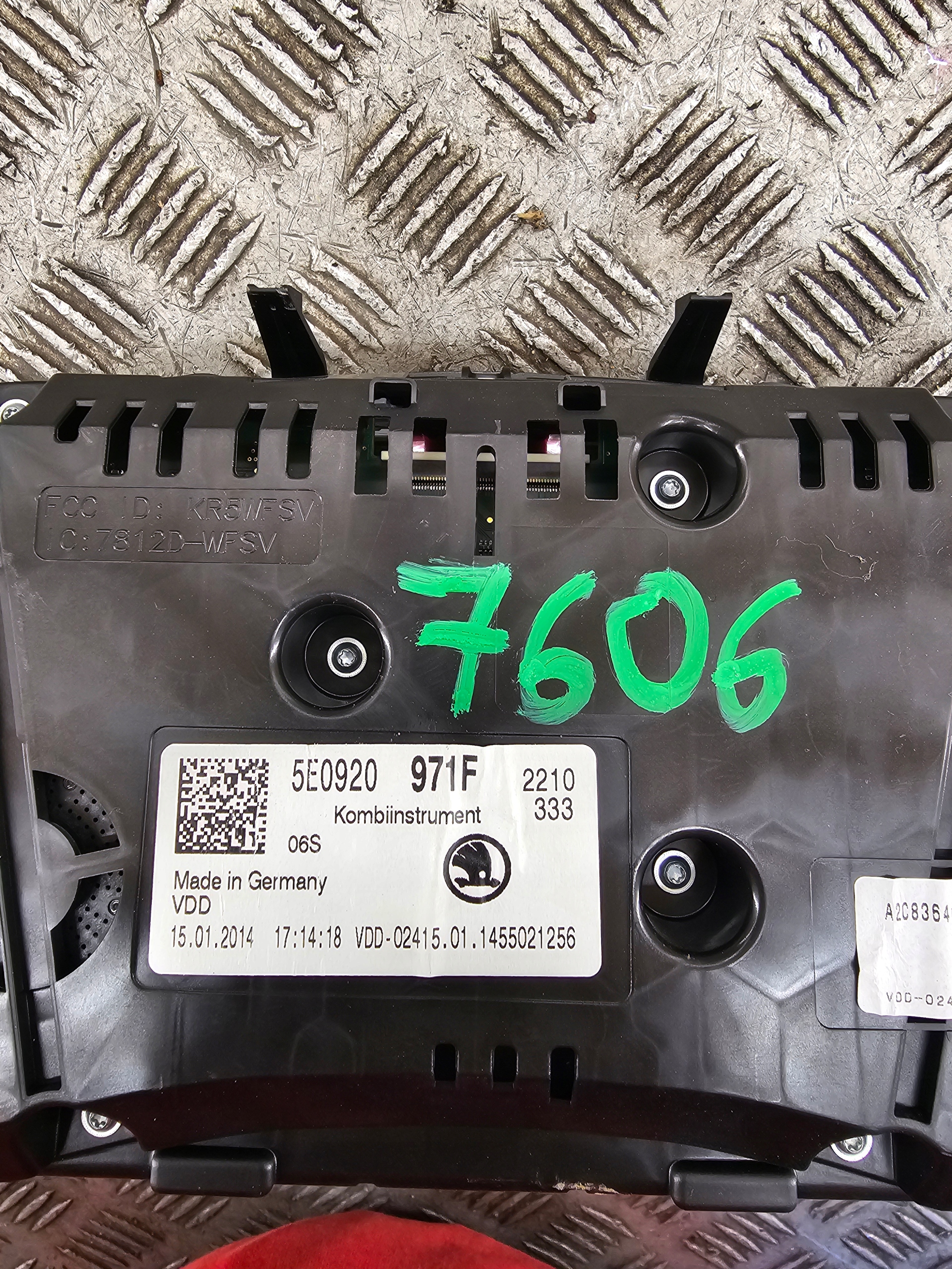 dials dials window SKODA OCTAVIA III 5E0920971D