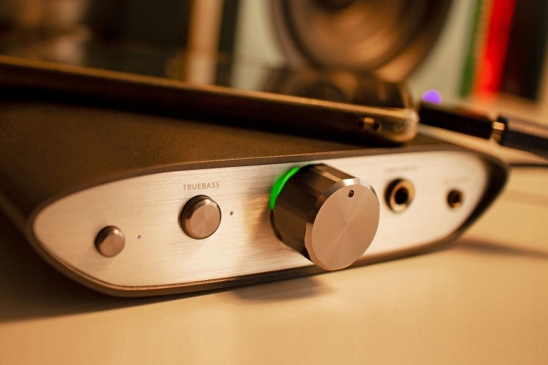 Ifi audio zen stream. Audio zen dac. Ifi audio zen blue. Ifi zen dac блок питания. Цап ifi zen dac v2.