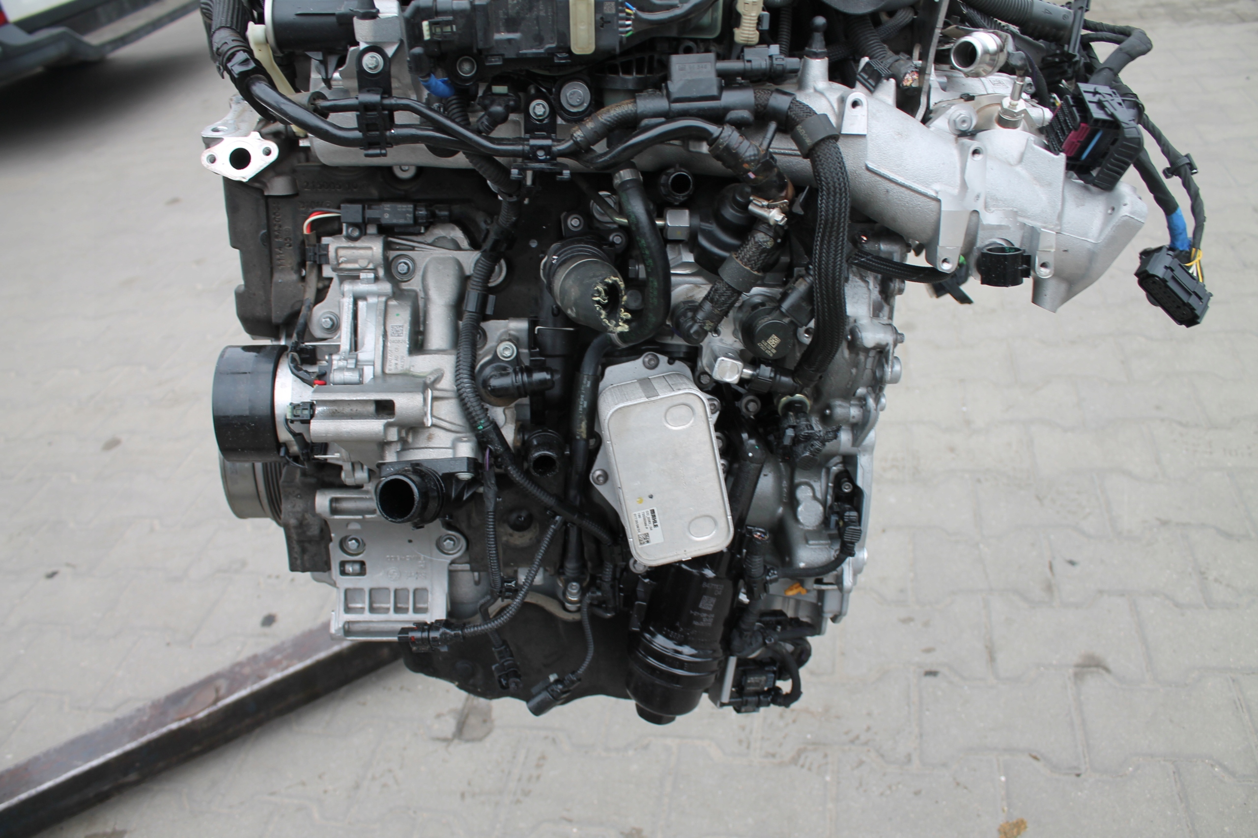 engine complete BMW B47C20B 8TYS KM