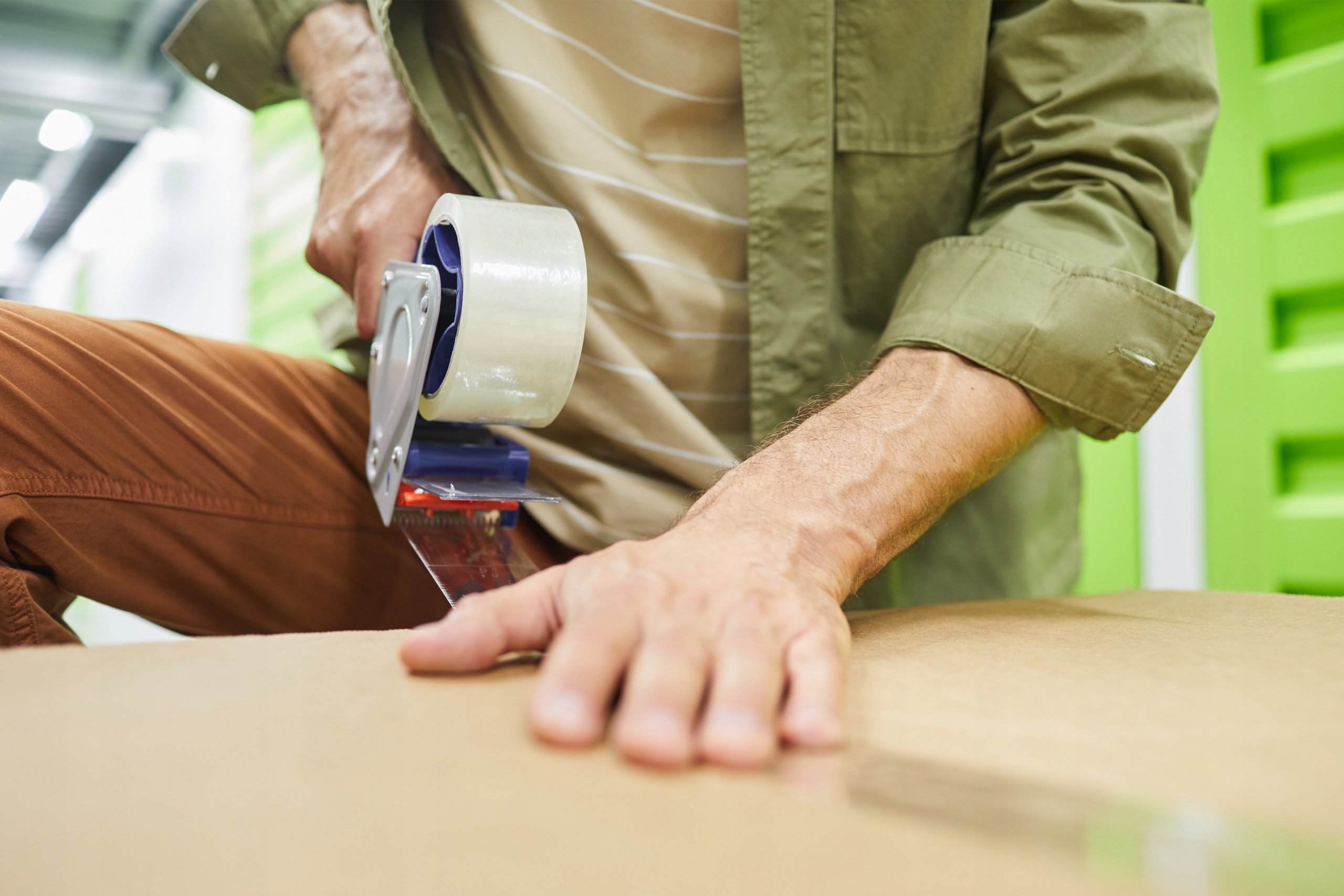 TAŚMA PAKOWA KLEJĄCA 48/50 TRANSPARENTNA 1 SZTUKA Materiał PE (polietylen)