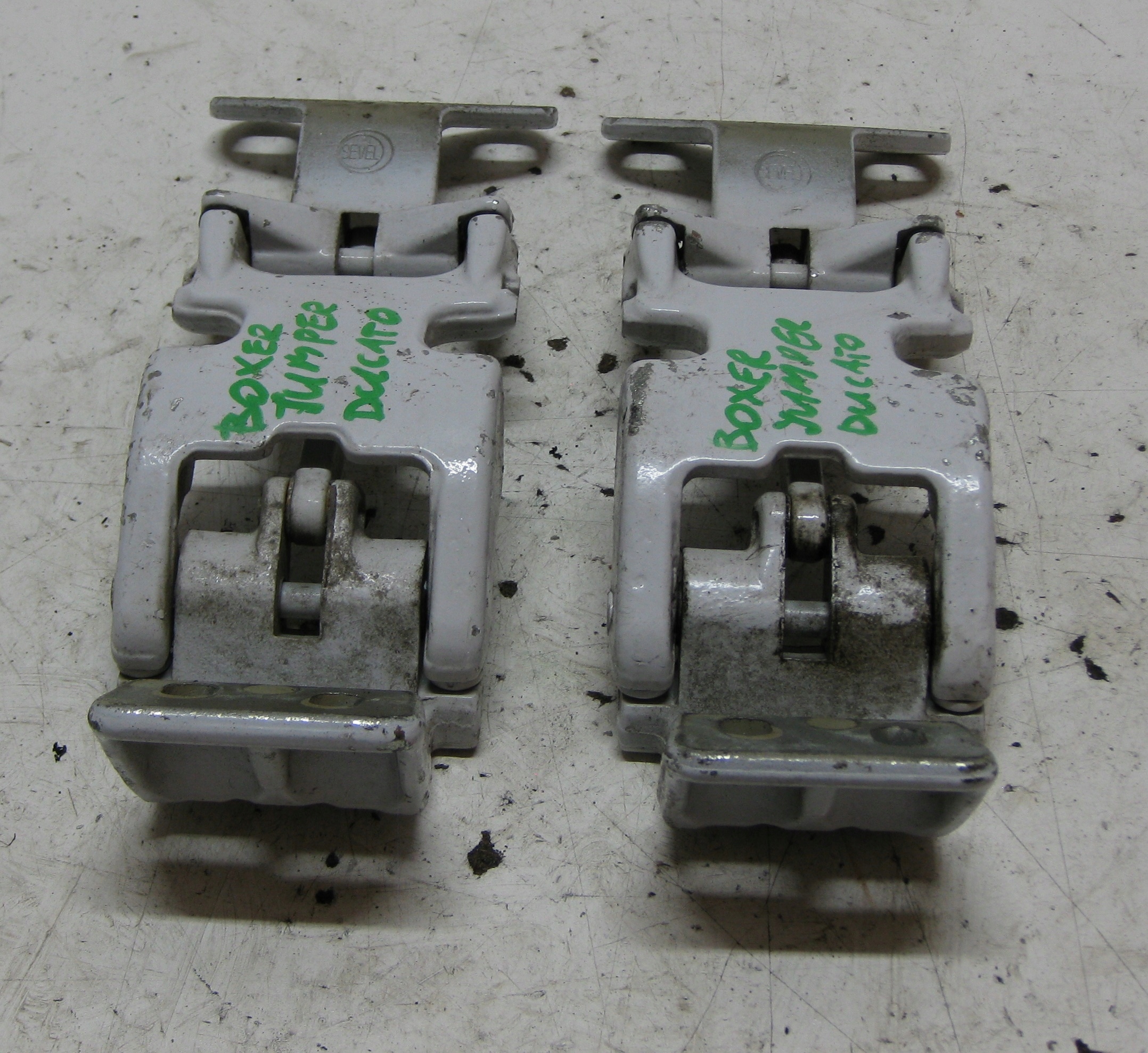 BOXER JUMPER DUCATO 19R hinge door left right rear part GORA