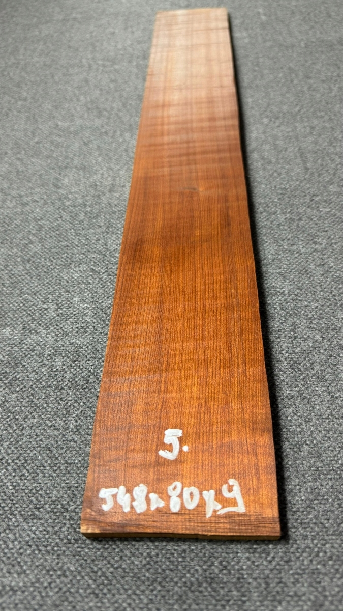 Podstrunnica Klon Falisty pieczony 5