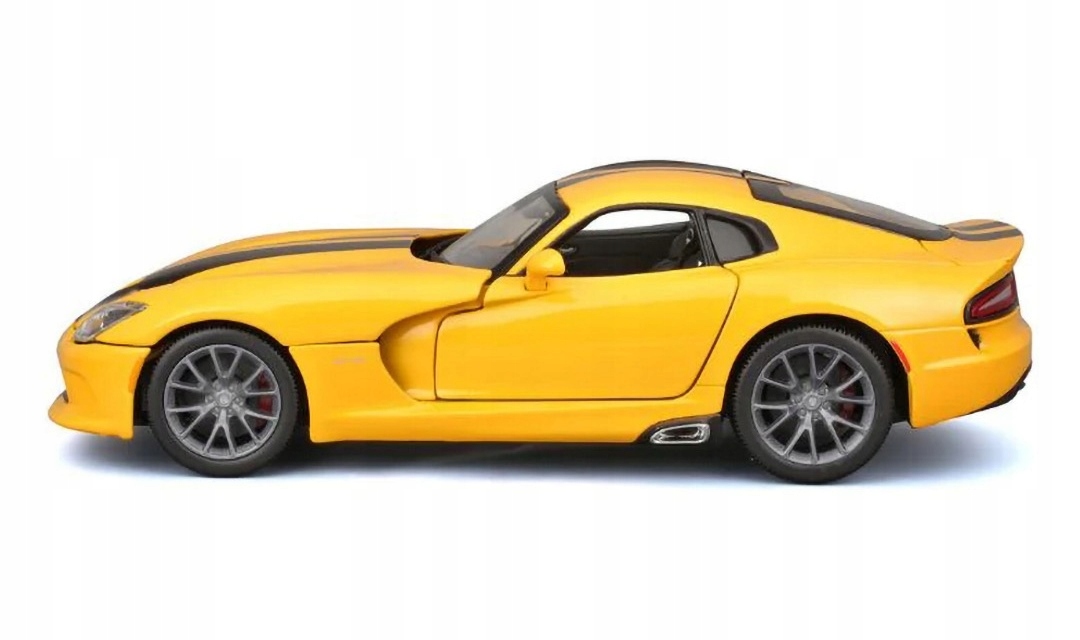 MAISTO Dodge SRT Viper GTS 2013 1/18 31128 Model SRT Viper GTS 2013