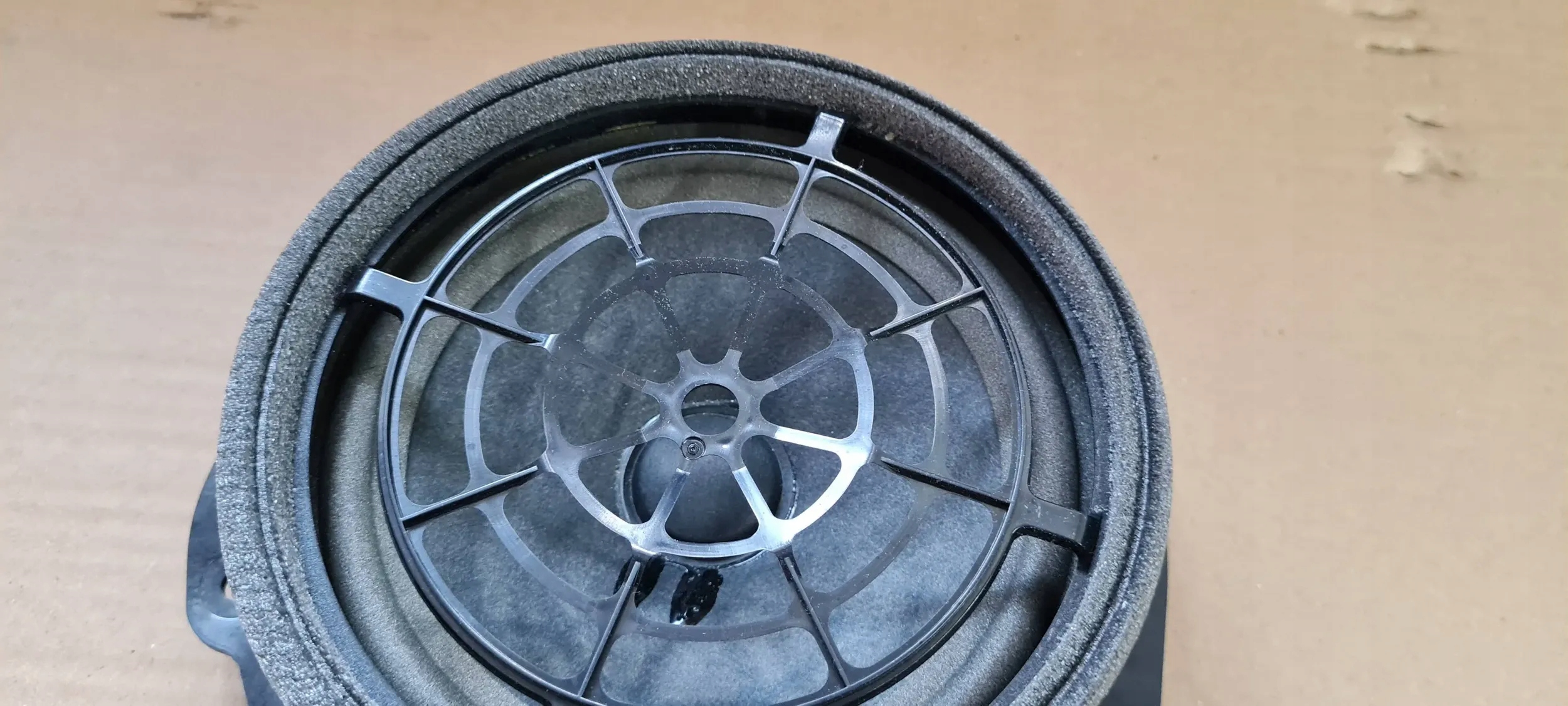 A4 B9 8W hangszóró ajtó far hátsó A5 8W VW AUDI