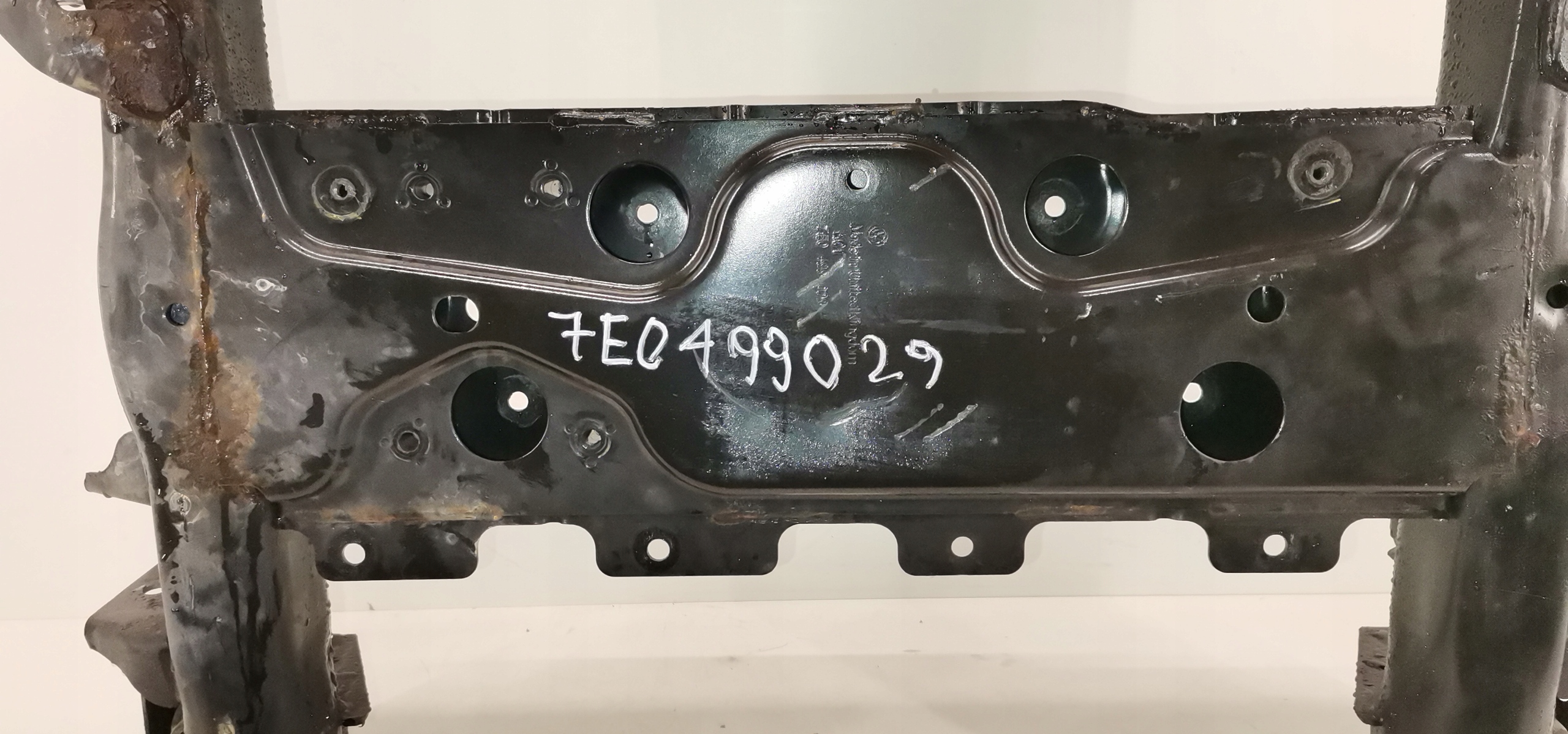 VW T5 LIFT T6 SANKI WÓZEK KOŁYSKA ZAWIESZENIE SILNIKA 7E0499029 Numer katalogowy części 7E0499029