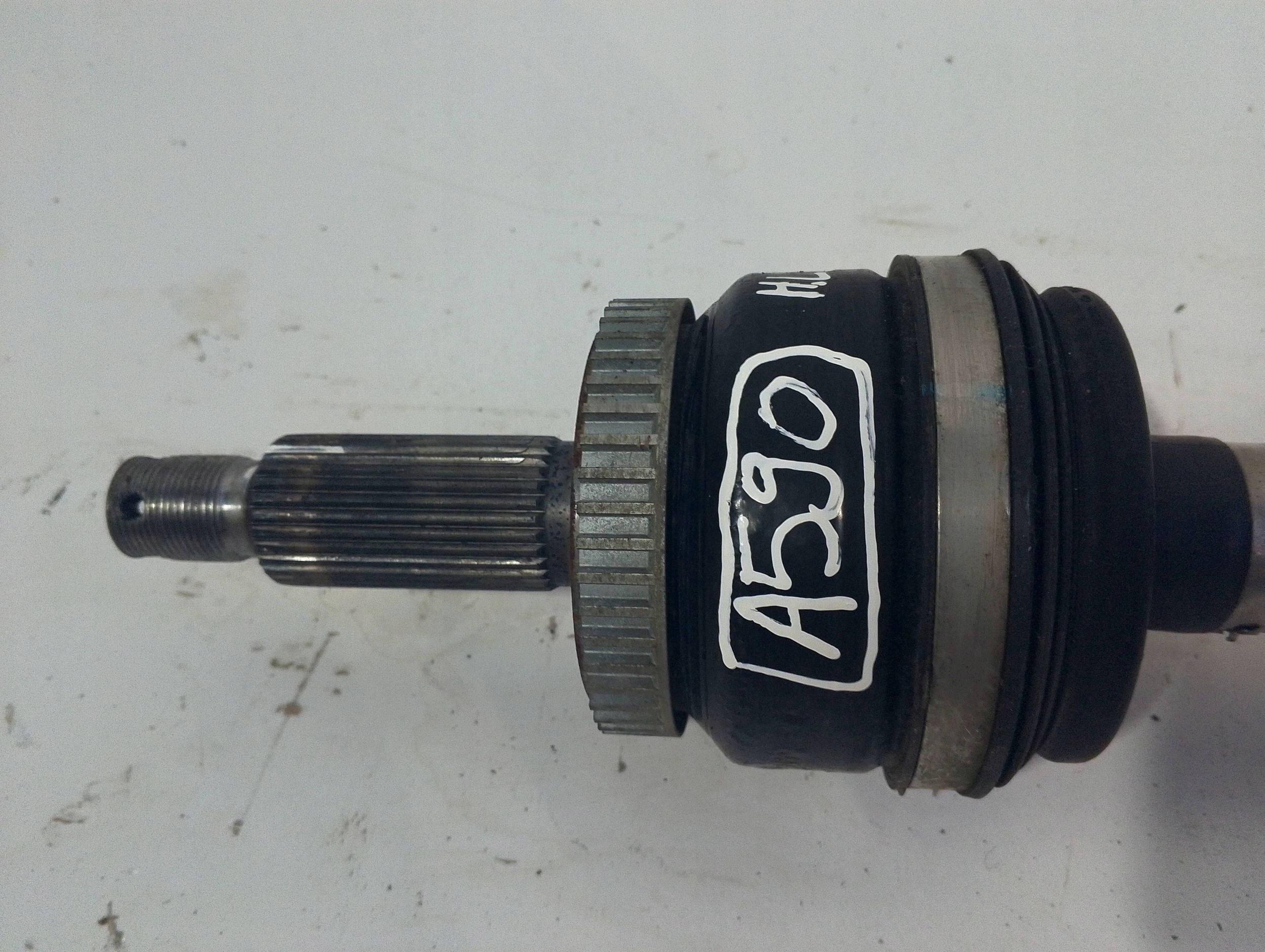 Kia Stinger 2,2 CRDI semi-axis rear left 49600J5200 (A590)