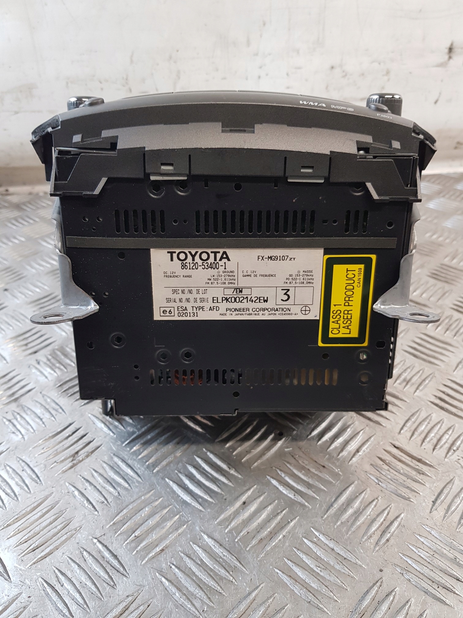 RADIO 86120-53400 PANEL BOCCHETTE LEXUS IS 220D 06R- EUROPA