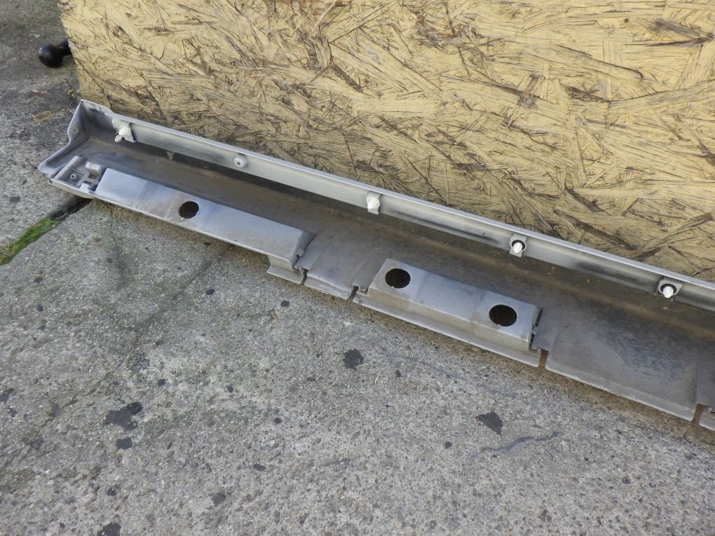 TOYOTA YARIS IV 4 20- moulding threshold threshold right