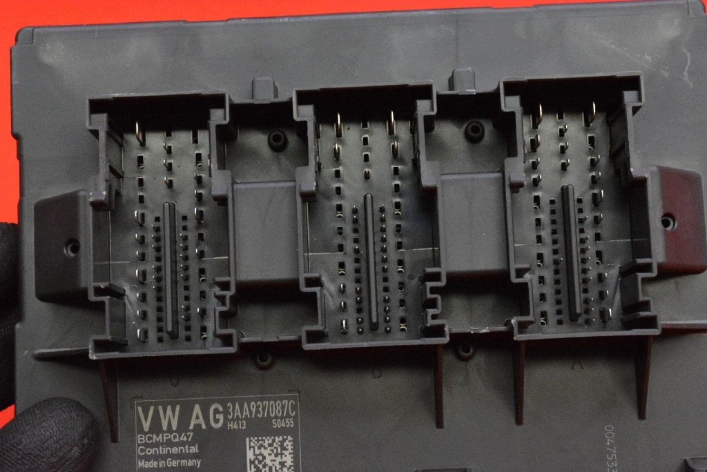 control unit module BCM 3AA937087C 5WK50447 VW PASSAT B7 2.0 TDI 140 KM 10-15