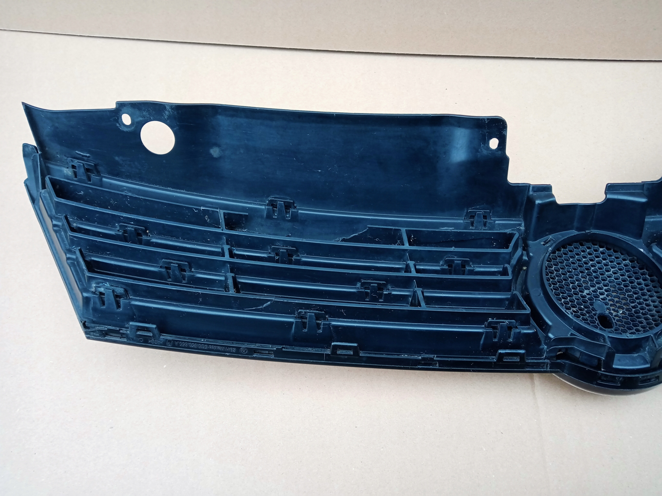 VW Golf V Kühlergrill FRONTGRILL Kühlergitter 5C6853653 - Thumbnail 10