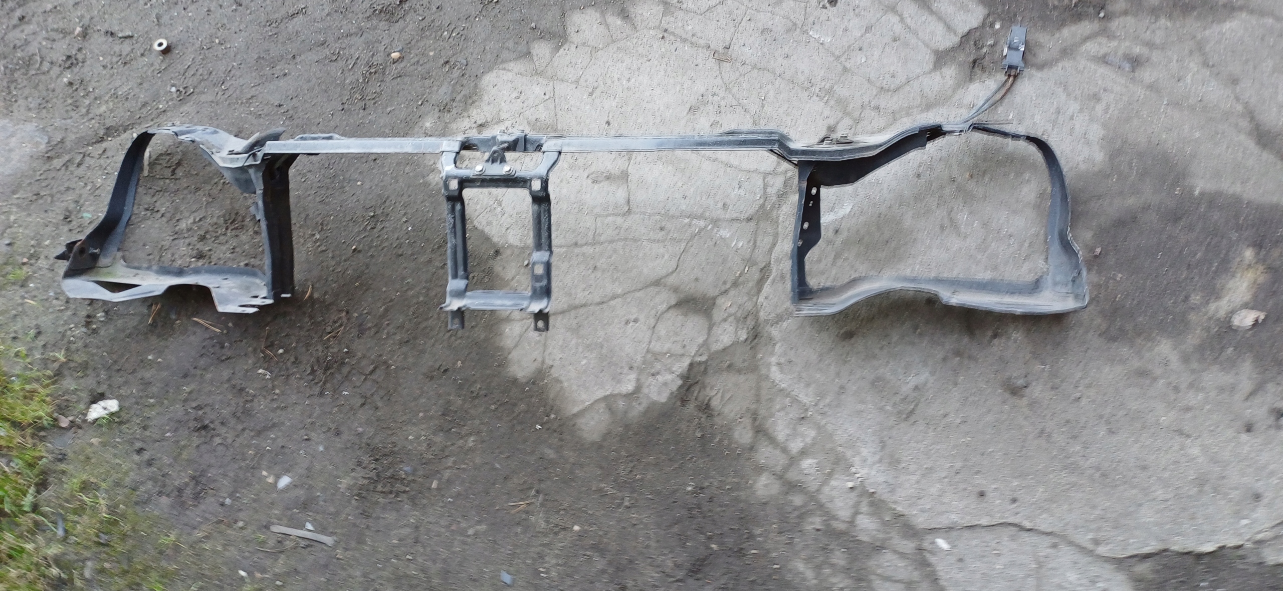 MERCEDES W220 S KLASA support panel for radiators pillar OKULAR