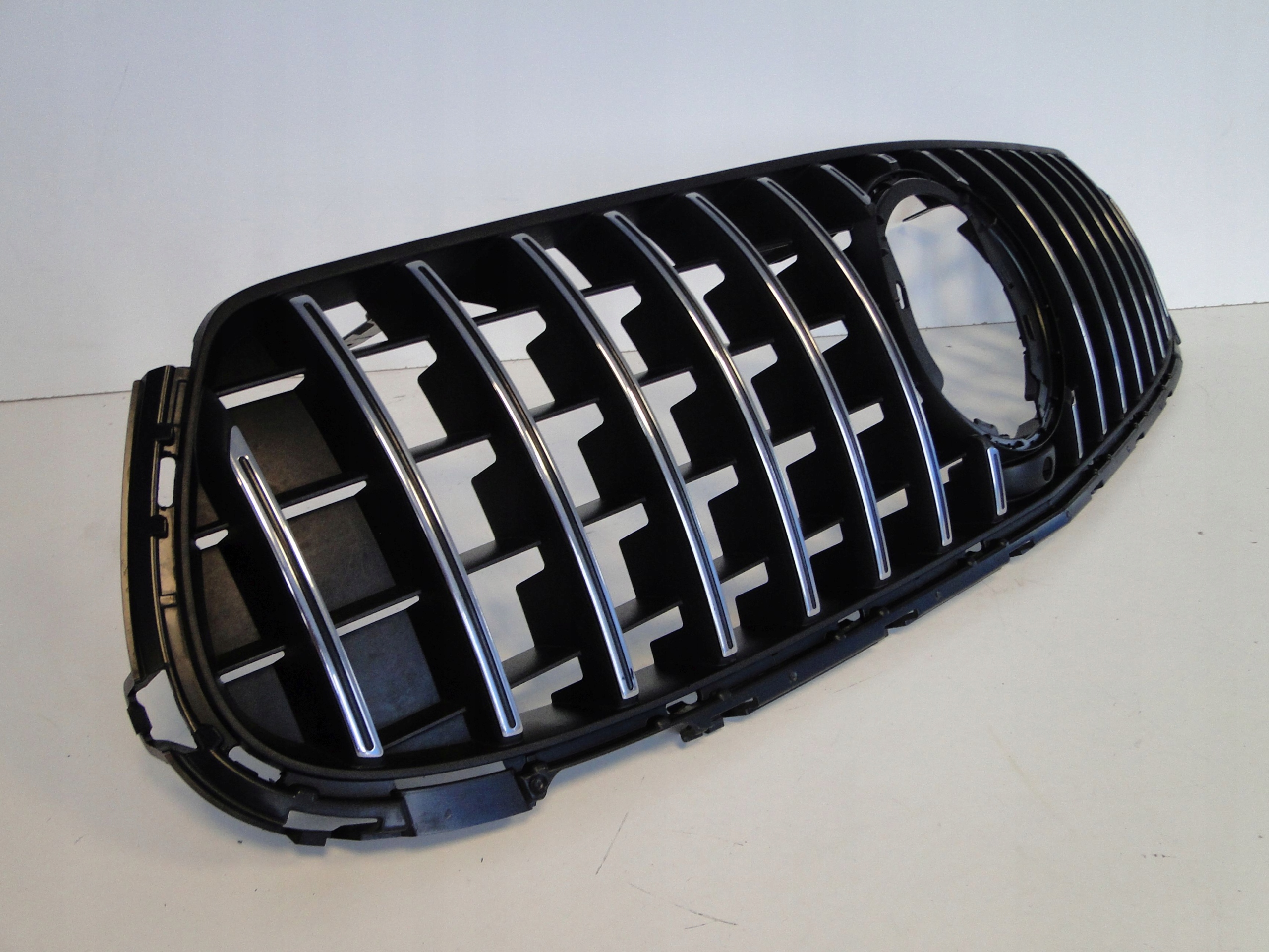 MERCEDES GLC 253 X/C LIFT GRILL PANAMERICANA KAM Typ samochodu 4x4/SUV