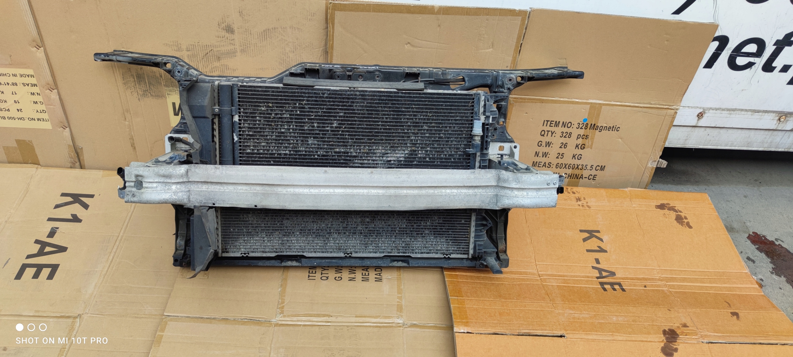 PAS PRZEDNI KOMPLETNY AUDI A5 8T 3.2 FSI 2008-2011