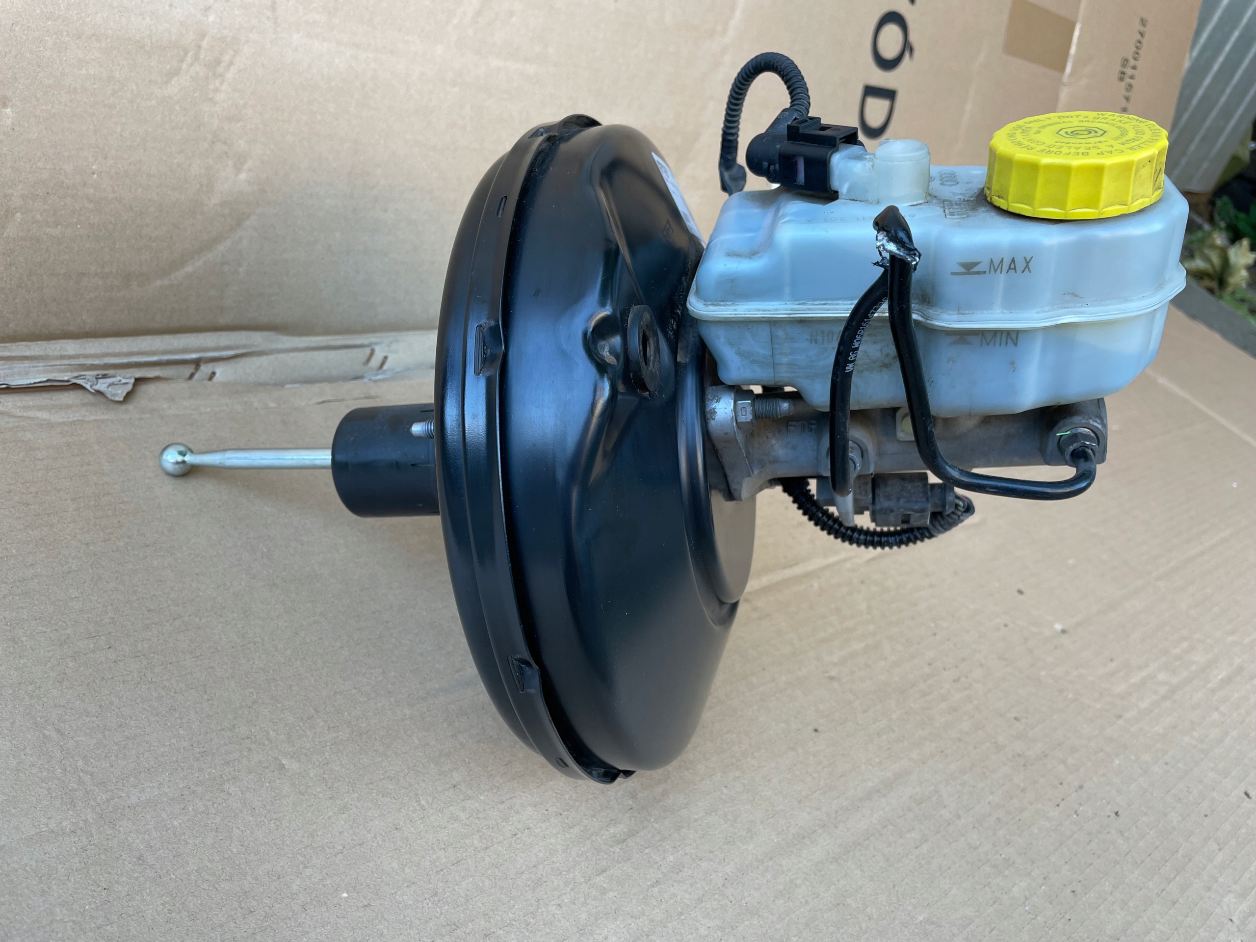 СЕРВОПРИВОД ГЛАВНЫЙ ТОРМОЗНОЙ ЦИЛИНДР IBIZA 6J POLO 6R1614105L