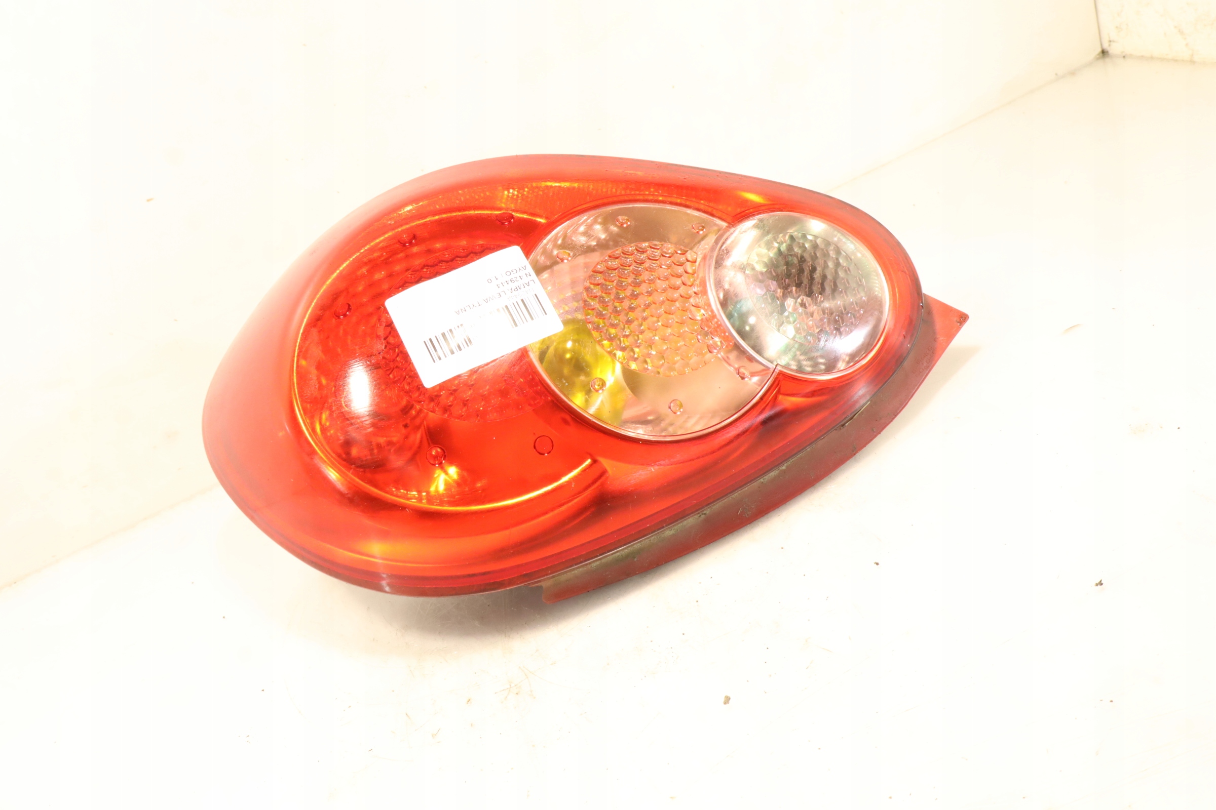 фонарь левый TOYOTA AYGO I