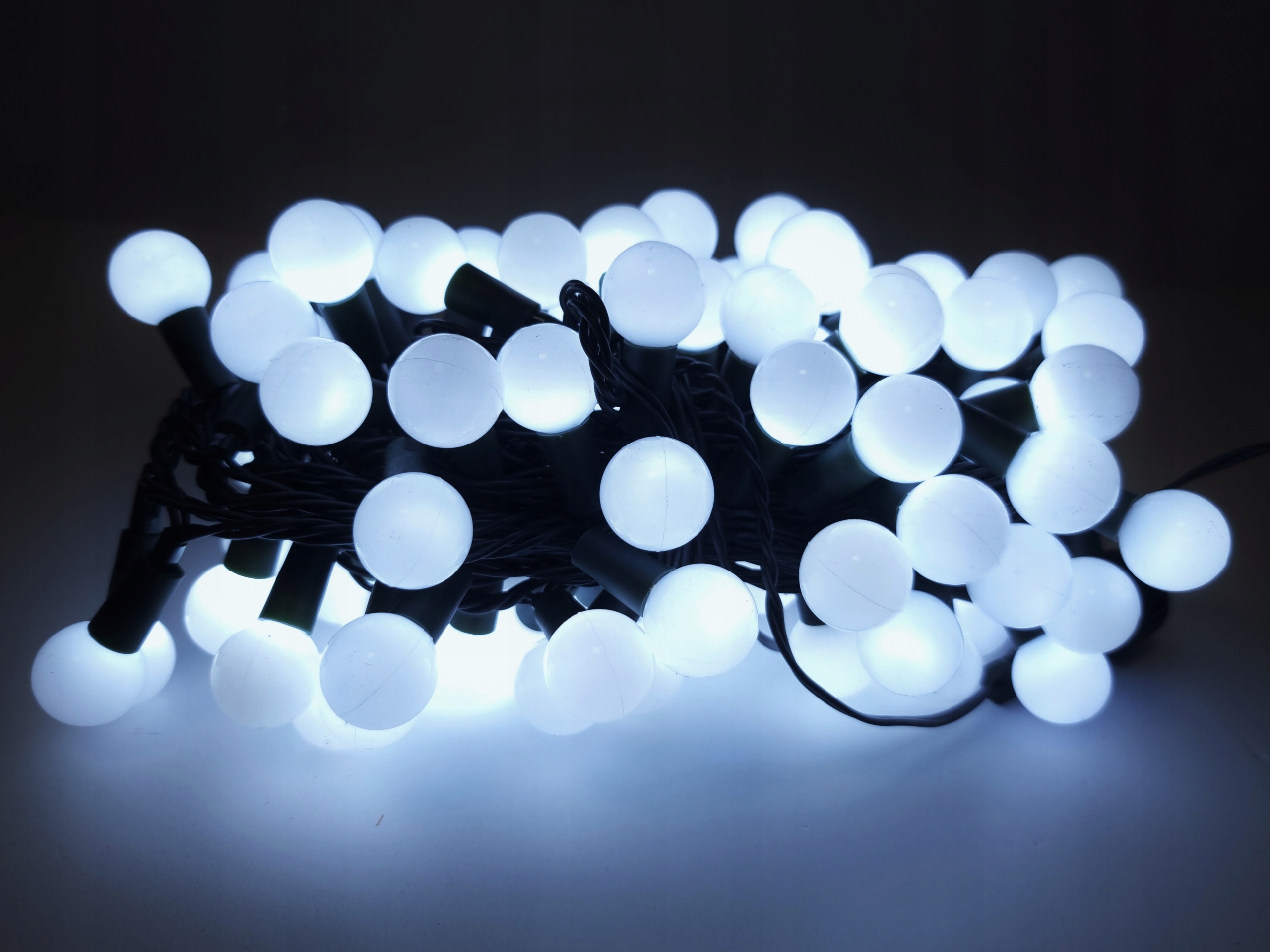 LAMPKI OGRODOWE CHOINKOWE GIRLANDA 100 LED ZIMNE BIAŁE NA CHOINKĘ CHOINKA Kod producenta 208/20/LED/CW