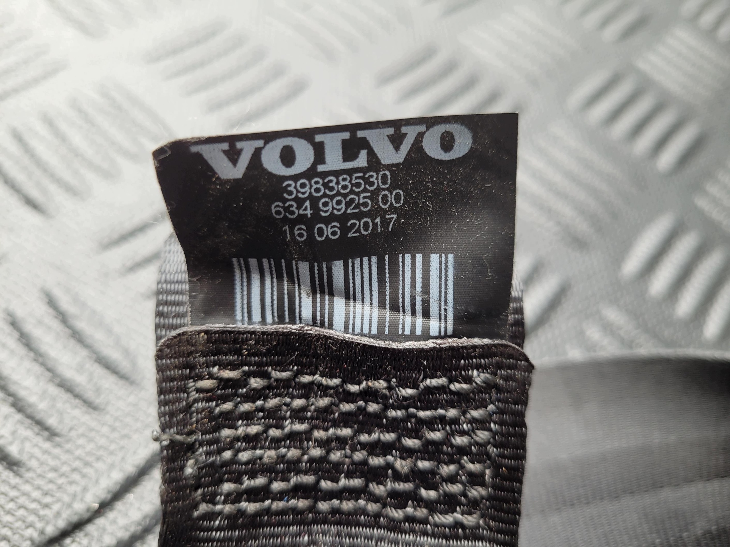 tension belt safety front front left 39838530 VOLVO XC60 II