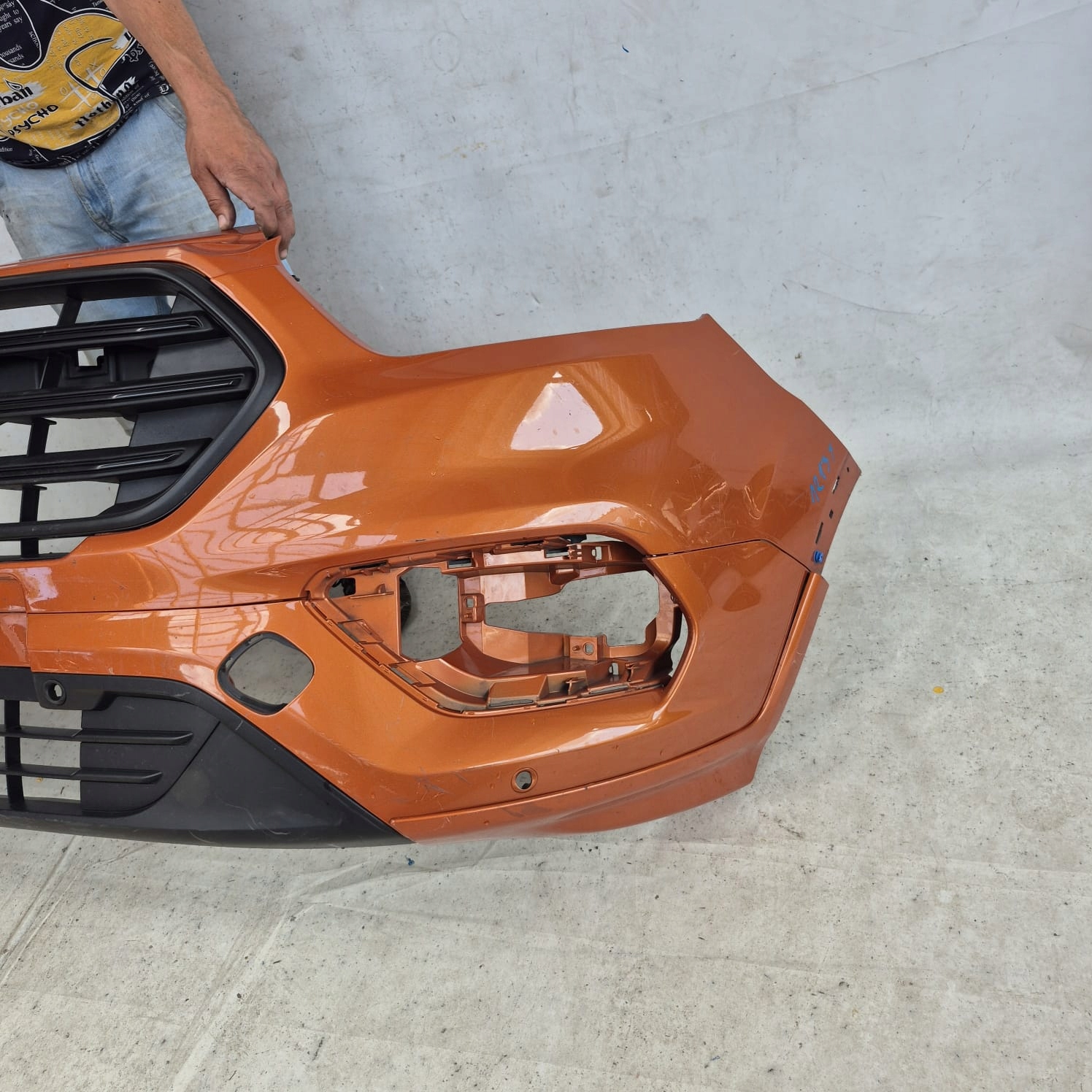 FORD TRANSIT CUSTOM and 1 MK1 ACTIVE LIFT 17-23 bumper front front PDC