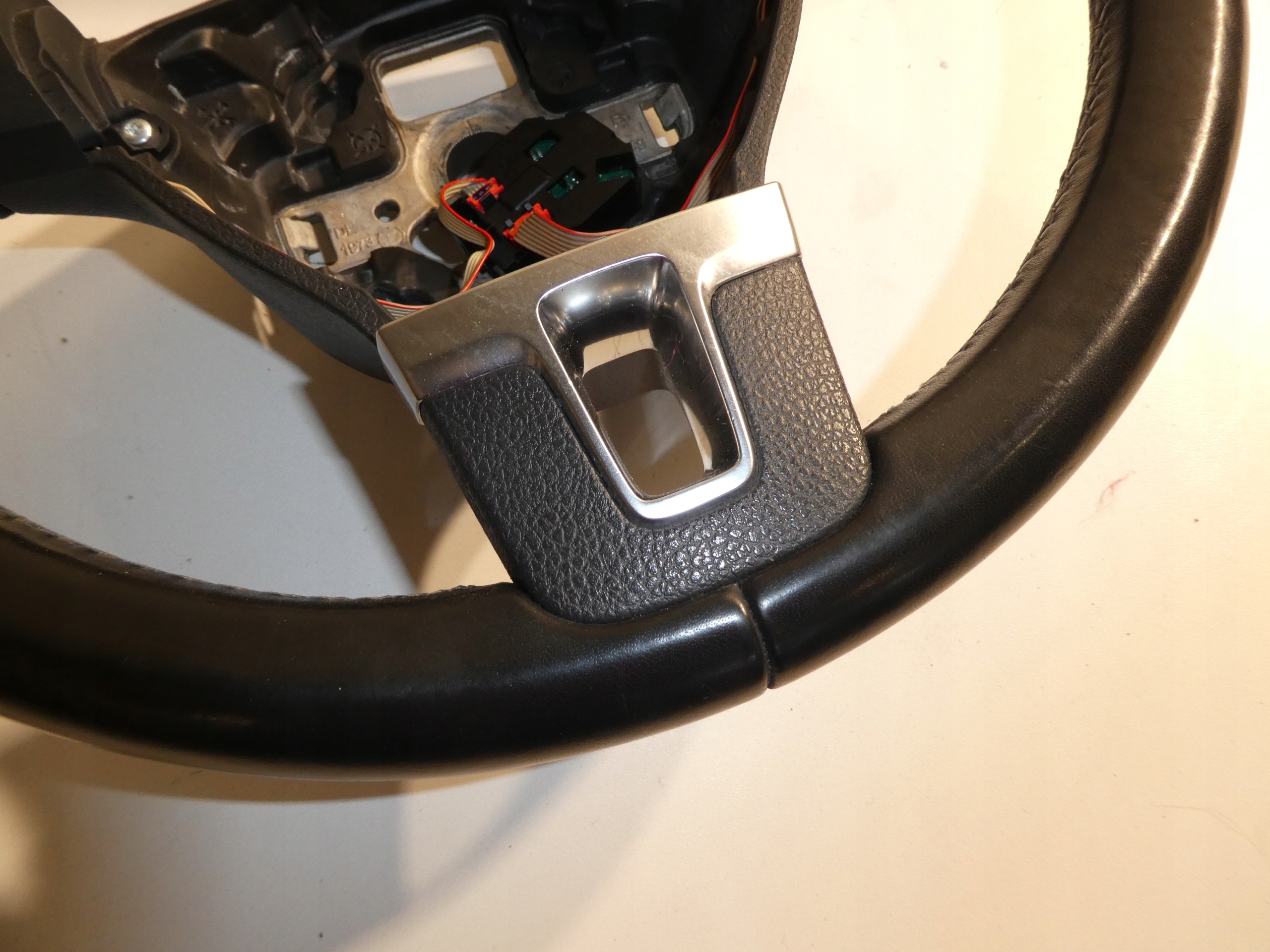 LENKRAD MULTIFUNKCJA VW GOLF VI TOURAN