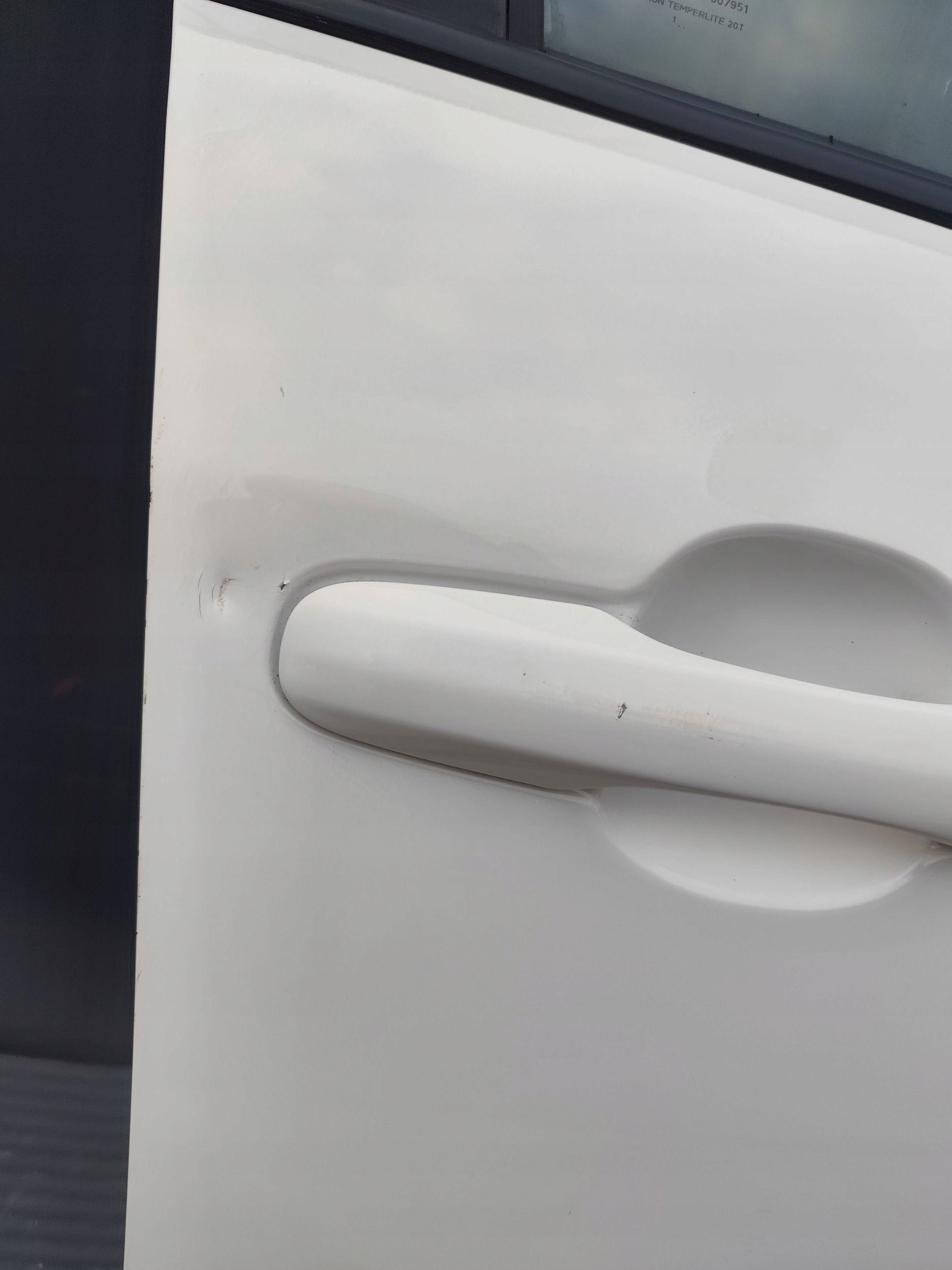 TOYOTA YARIS CROSS door front right complete