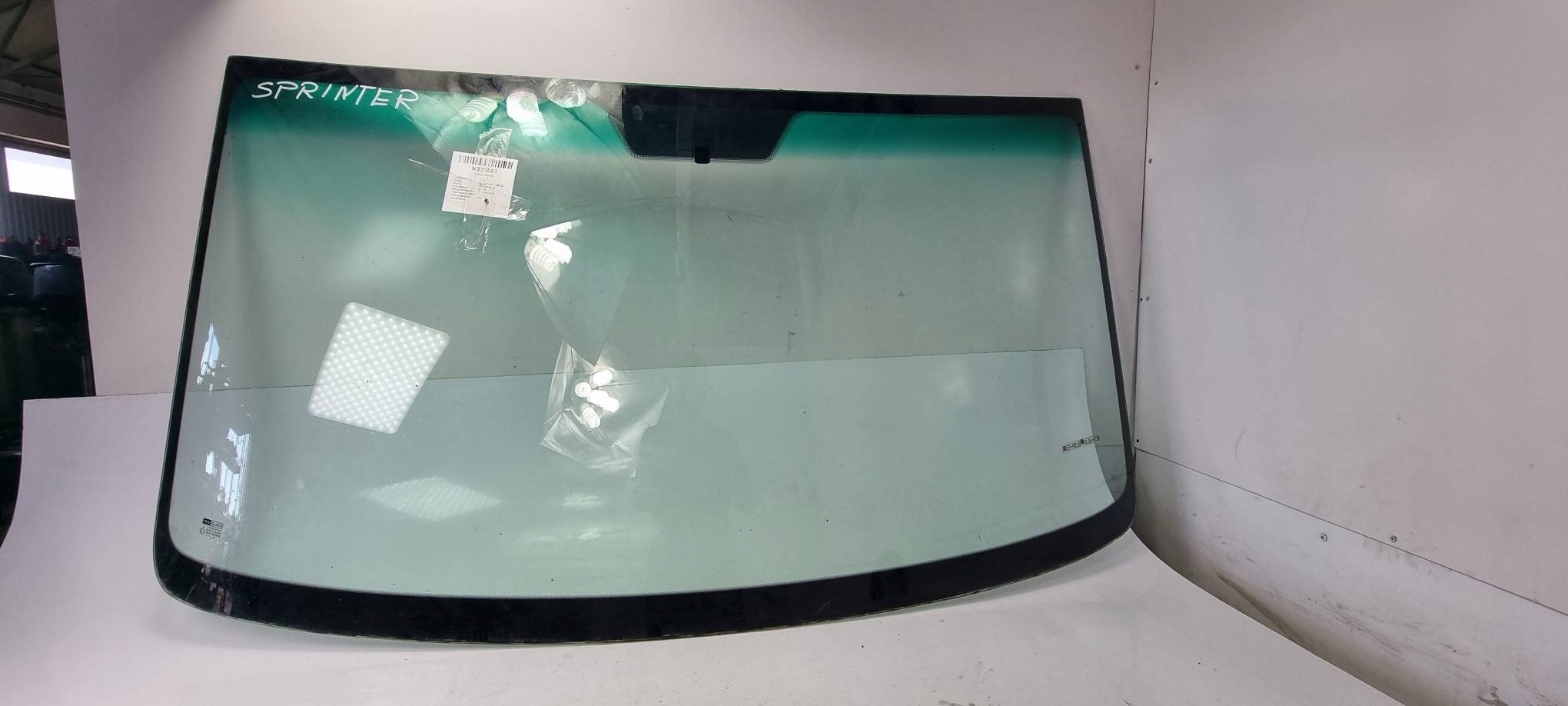 window front iron MERCEDES - BENZ SPRINTER 311