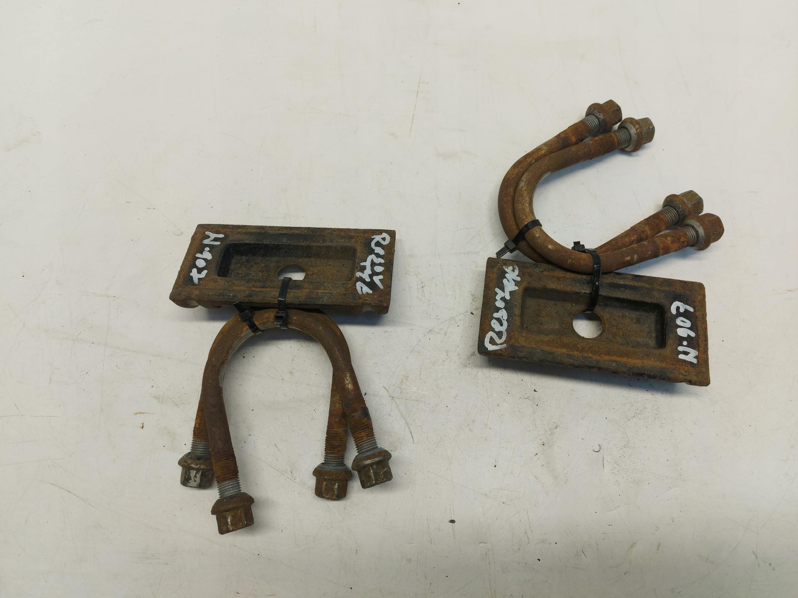 MERCEDES Sprinter W907 holder resoru springing rear part komplet
