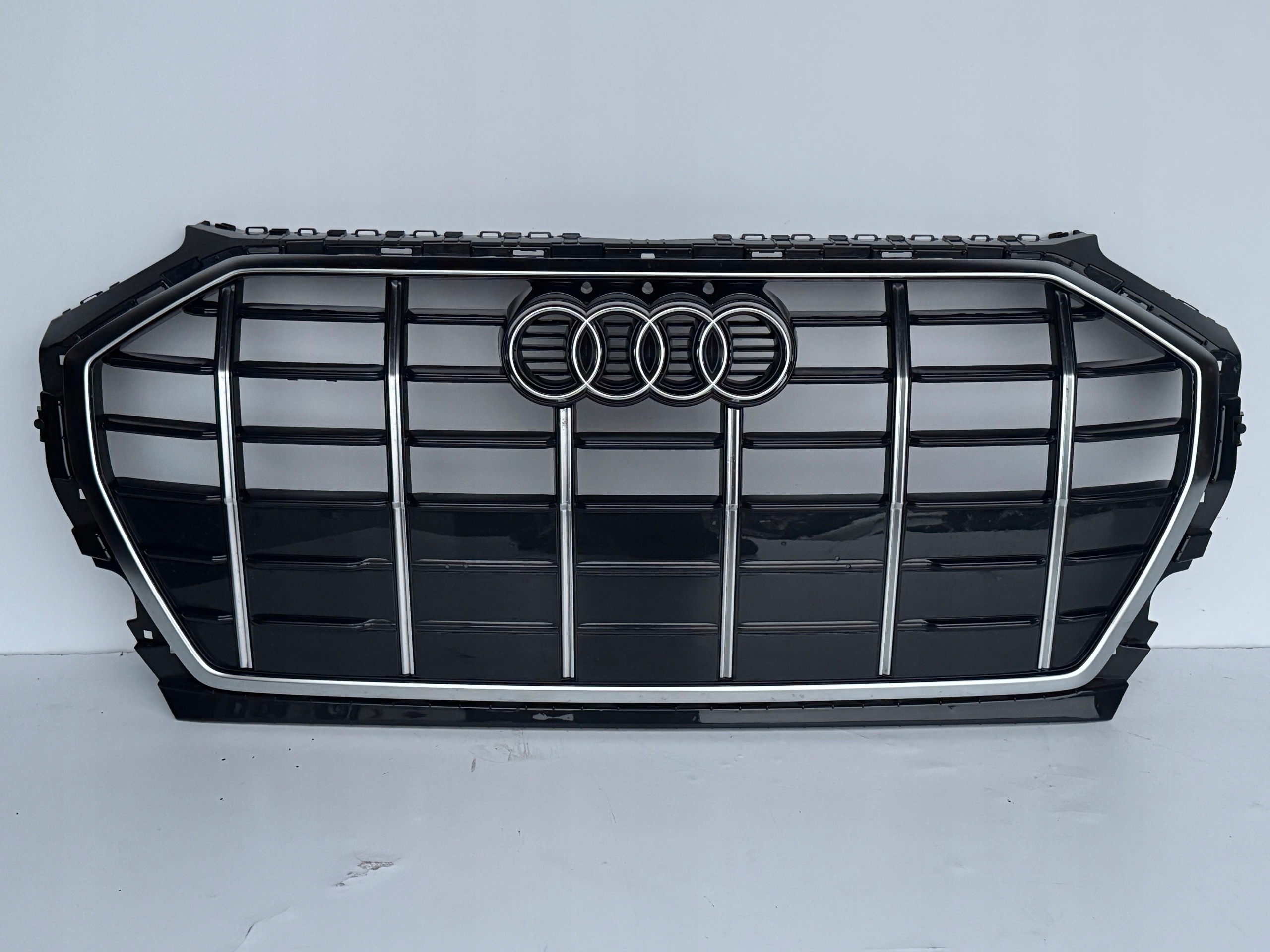 Audi Q5 Kühlergrill FRONTGRILL Kühlergitter 80A853651 - Thumbnail 1