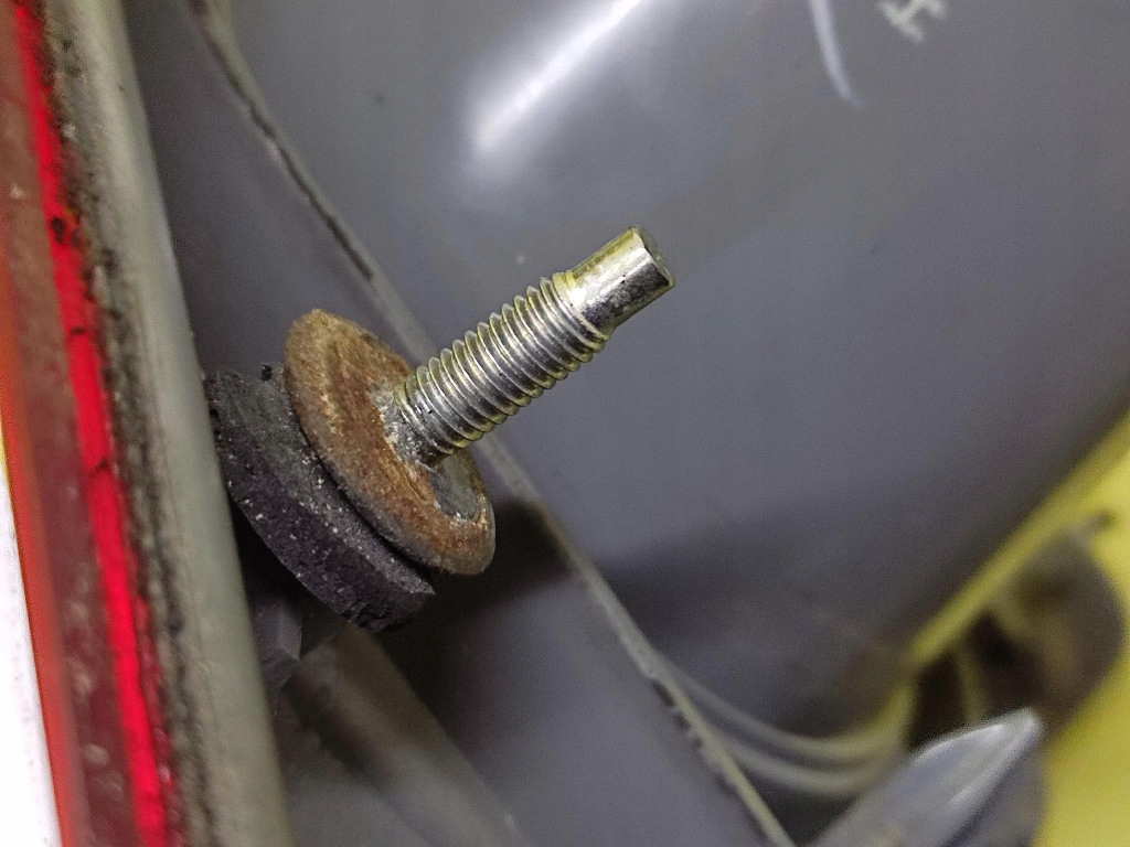 HONDA CITY light left rear part to the bonnet boot