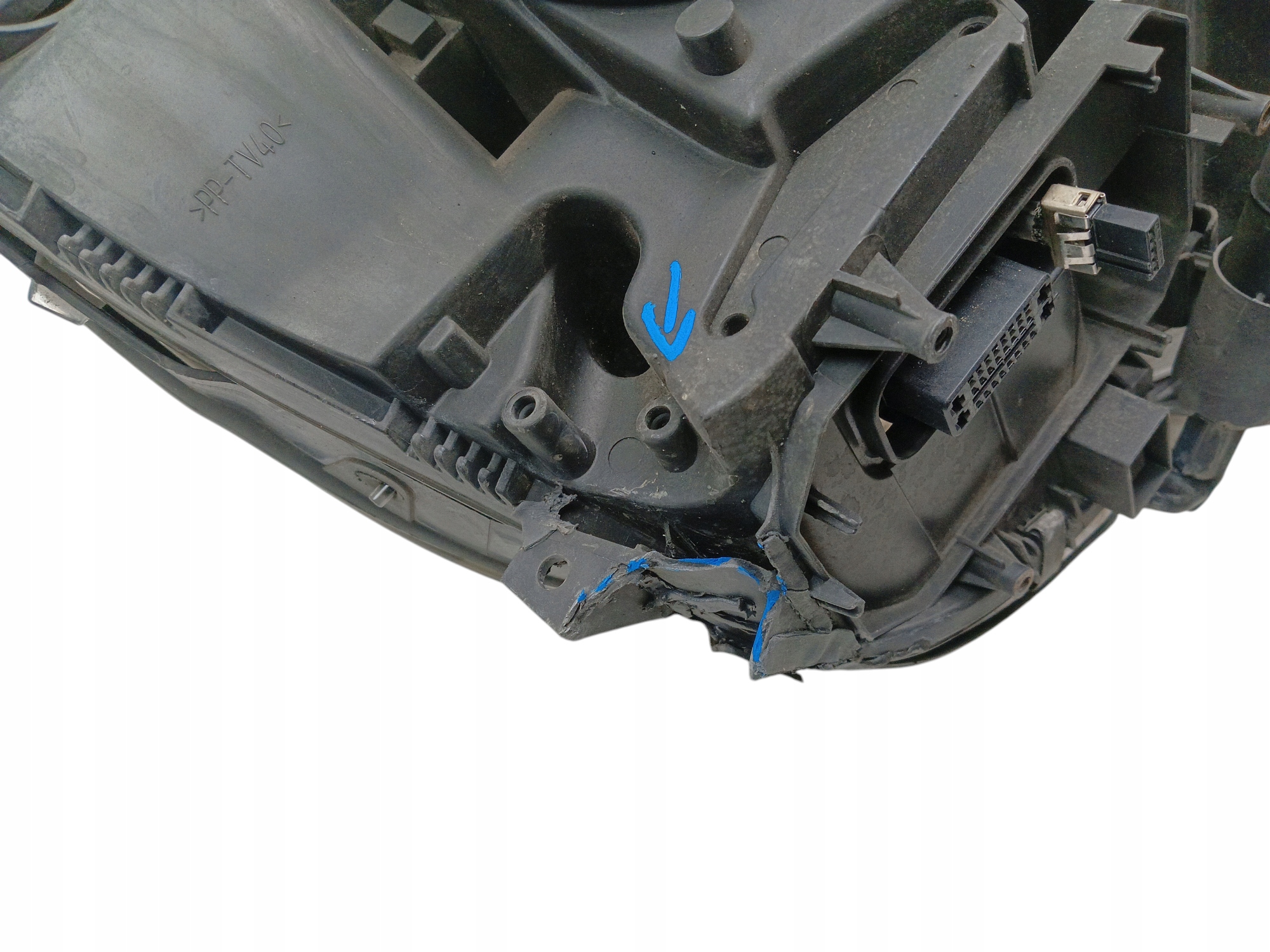 light REFLEKTOR left front XENON MERCEDES W204 S204 (07-11) A2048208961 EU