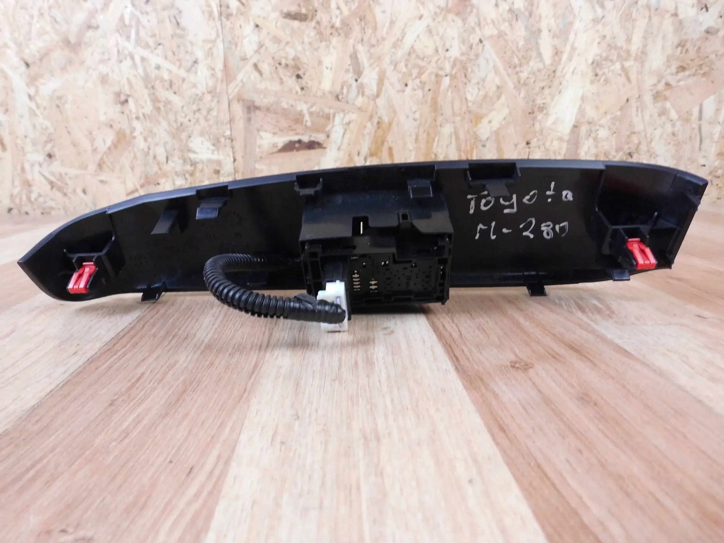 Toyota Camry VIII XV70 panel window control switch left rear part rear AUTO