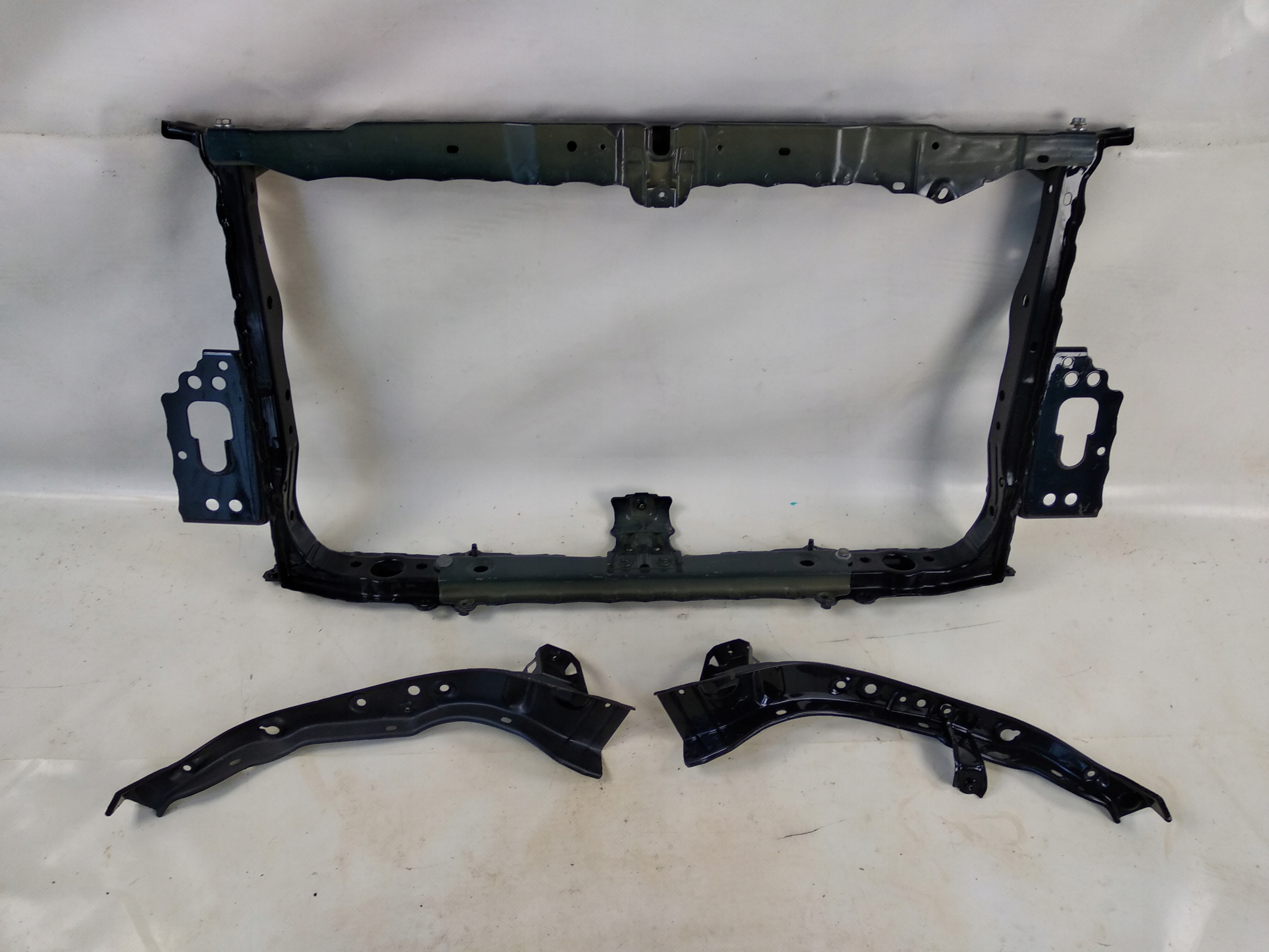 TOYOTA RAV4 IV LIFT PAS PRZEDNI PRZÓD 2015- Numer katalogowy oryginału XXXXXXXXXXXXXXXXXXX